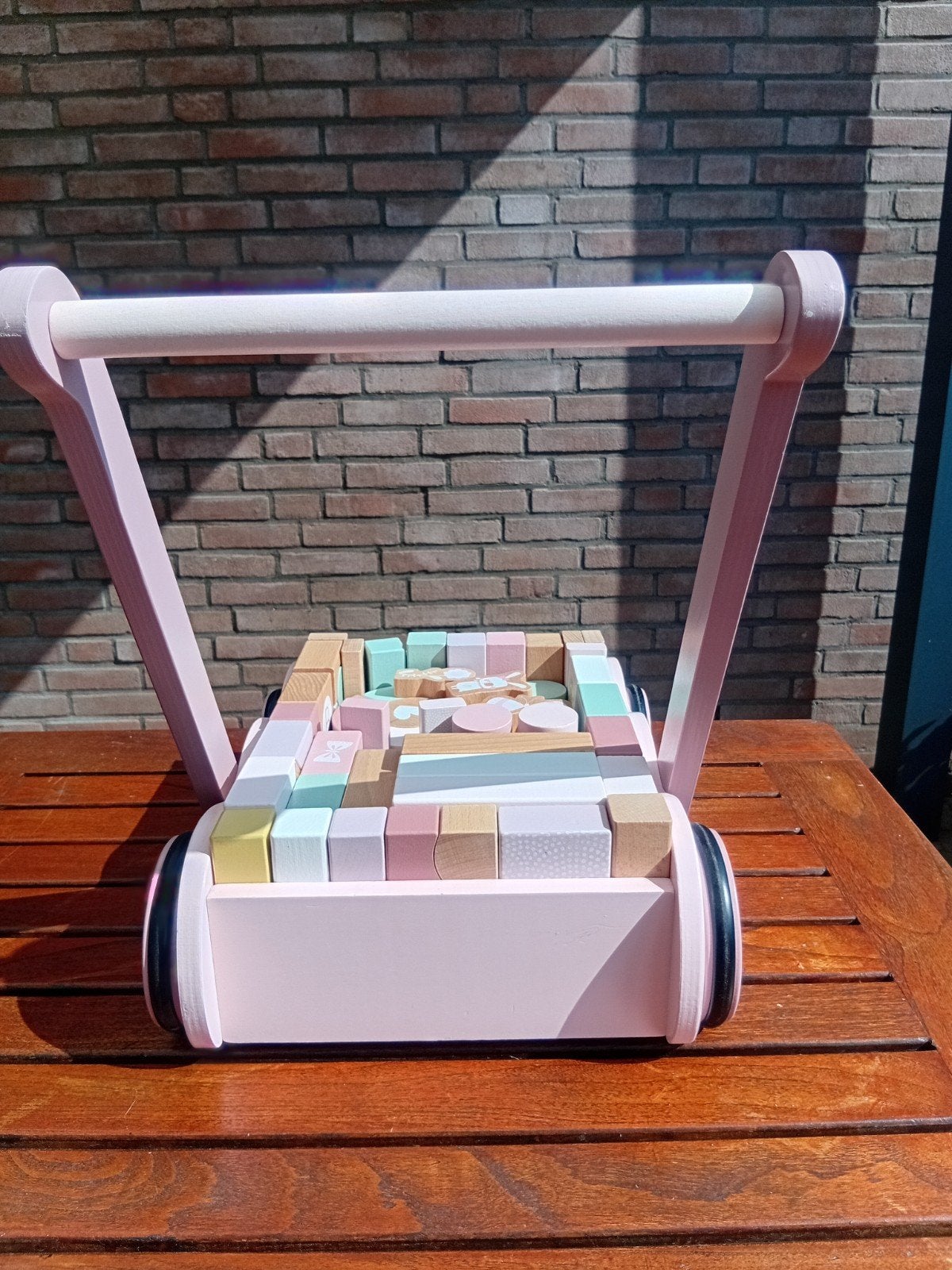 Little Dutch Houten Loopwagen met blokken - Roze, Kinderen en Baby's, Speelgoed | Houten speelgoed, Ophalen, Zo goed als nieuw