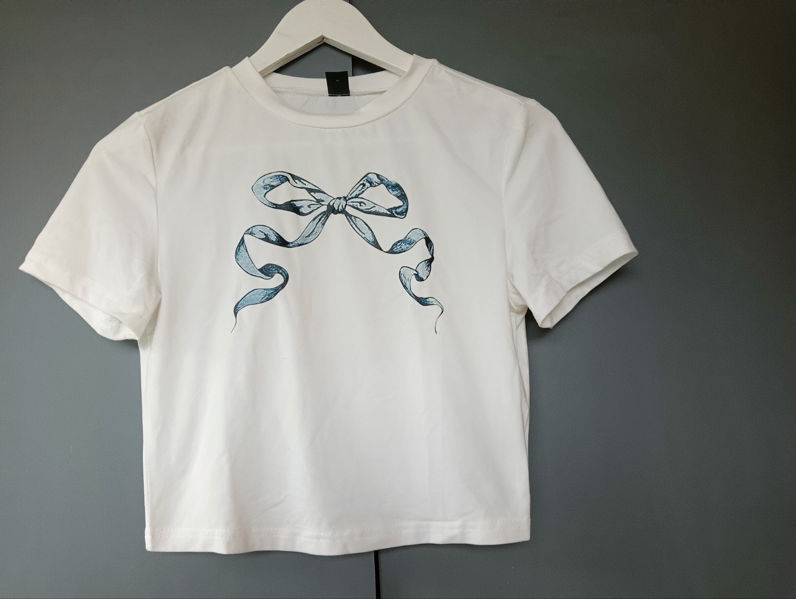 Wit t shirt met blauwe strik,mt M van Shein, Kleding | Dames, Maat 38/40 (M), Blauw, Ophalen of Verzenden, Zo goed als nieuw