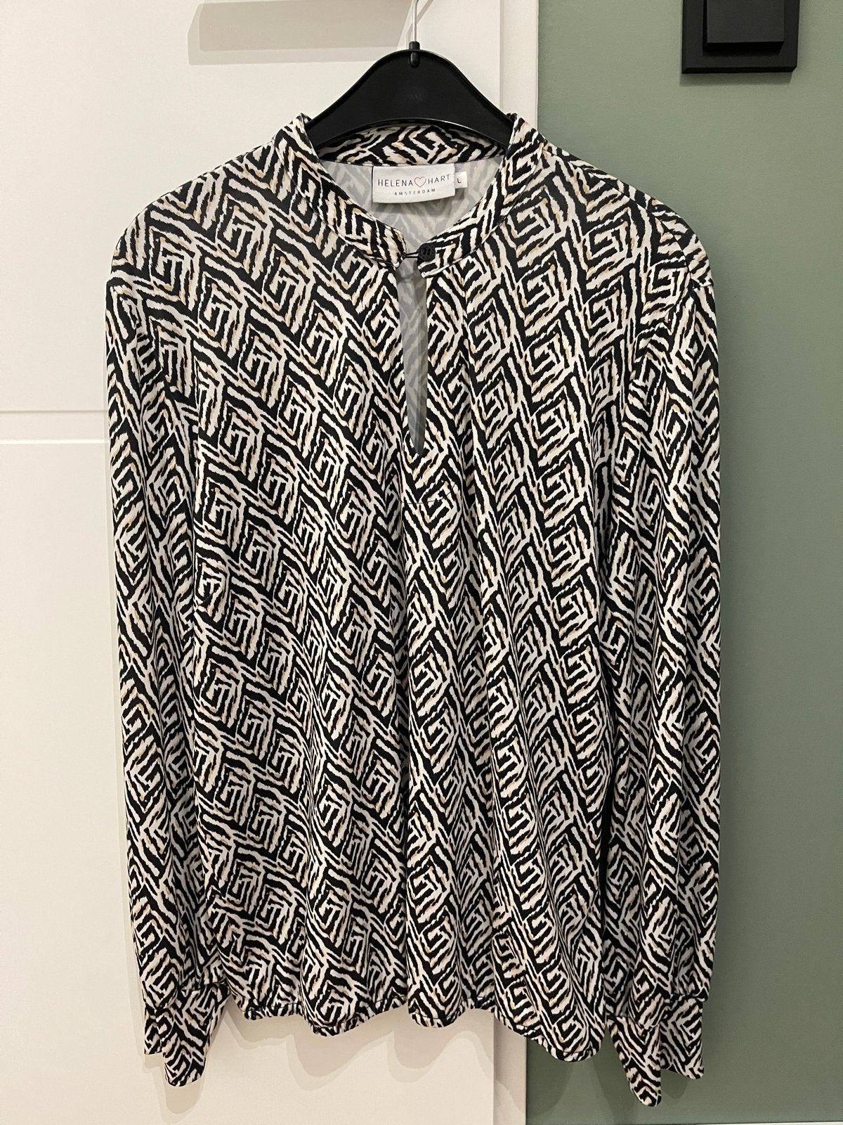 Helena Hart Blouse met Grafische Print - Maat L, Ophalen of Verzenden, Zo goed als nieuw, Maat 42/44 (L), Zwart