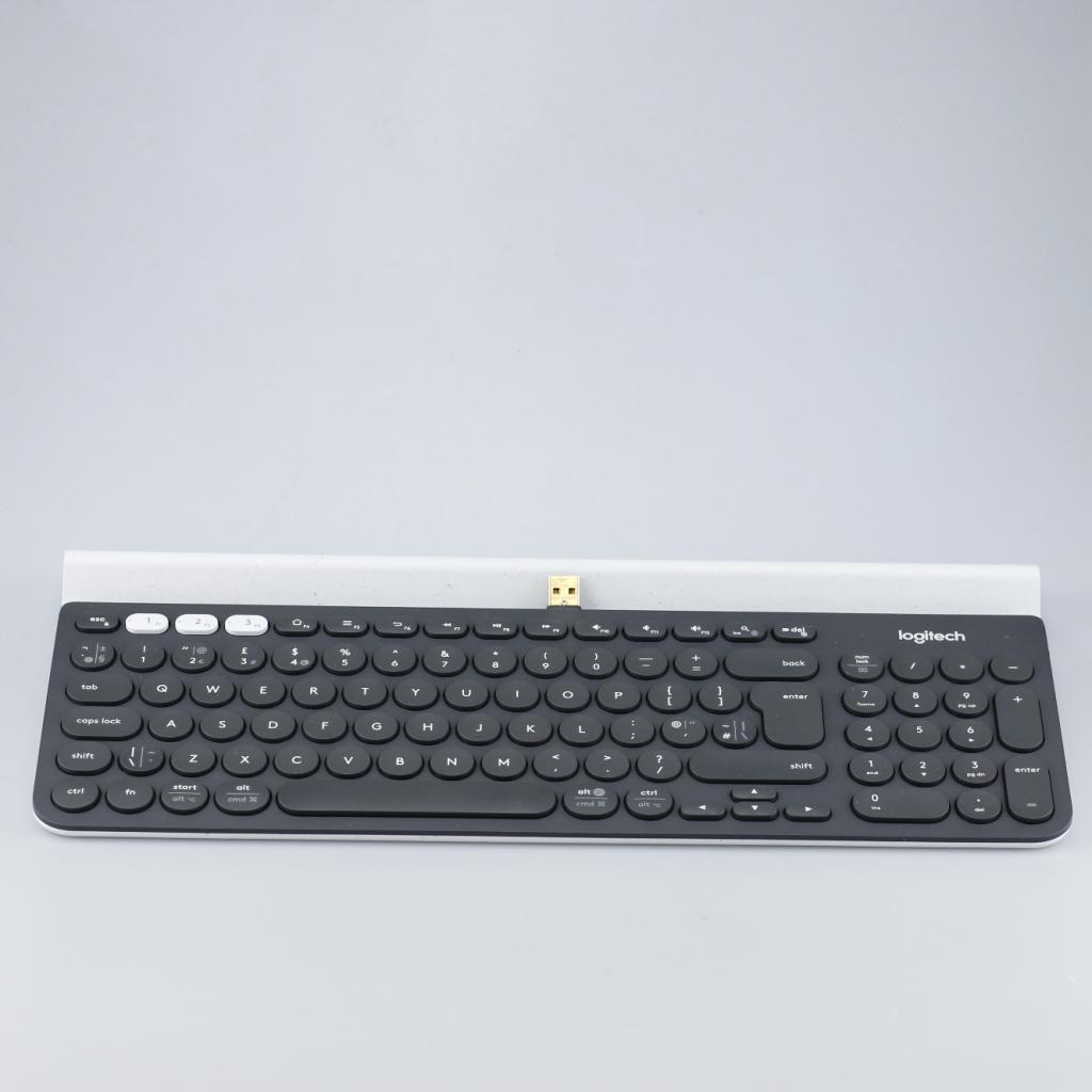 Logitech K780 Multi-Device Wireless Keyboard | Nette Staat, Computers en Software, Toetsenborden, Zo goed als nieuw