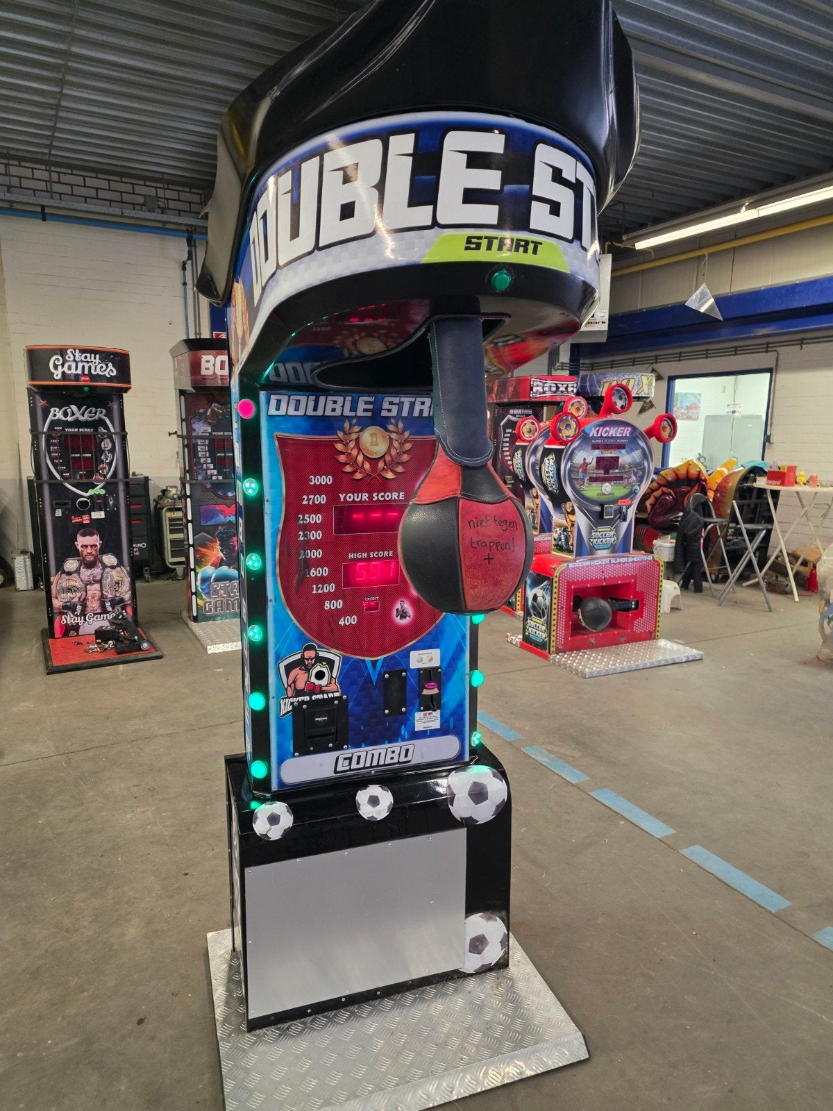 Boksbal automaat, Hobby en Vrije tijd, Ophalen, Gebruikt