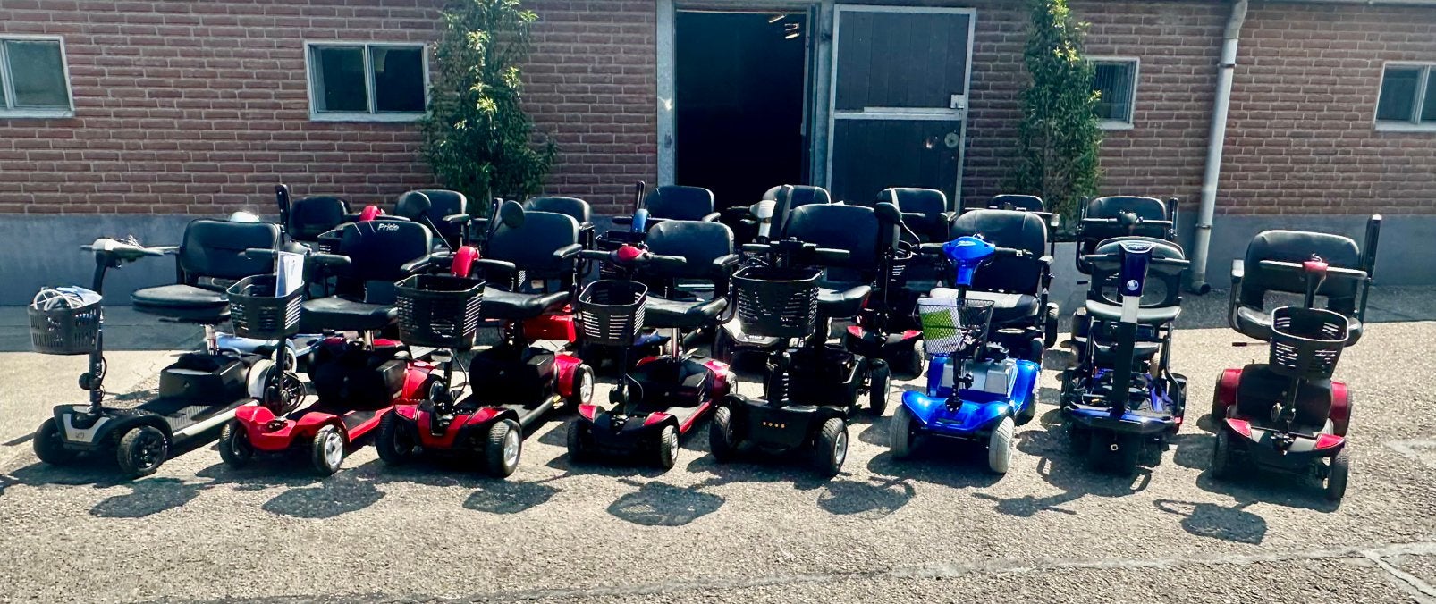 Opvouwbare scootmobielen (demontabel / opvouwbaar), Diversen, 10 km/u of minder, Zo goed als nieuw, 15 km of minder, Ophalen