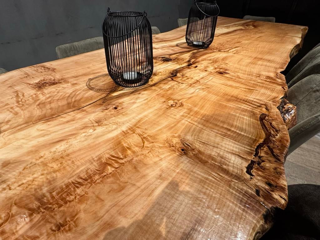 Enorme Kastanjehouten Tafel met Giethars - 393x93cm, Huis en Inrichting, Tafels | Eettafels, Ophalen, Gebruikt, 200 cm of meer