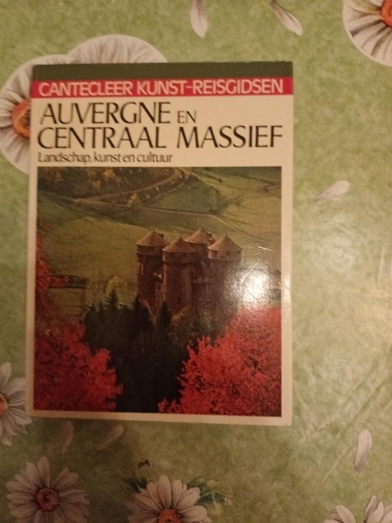 Auvergne Ardeche Cantecleer kunstreisgids Frankrijk reisgids, Boeken, Reisgidsen, Overige merken, Europa, Ophalen of Verzenden