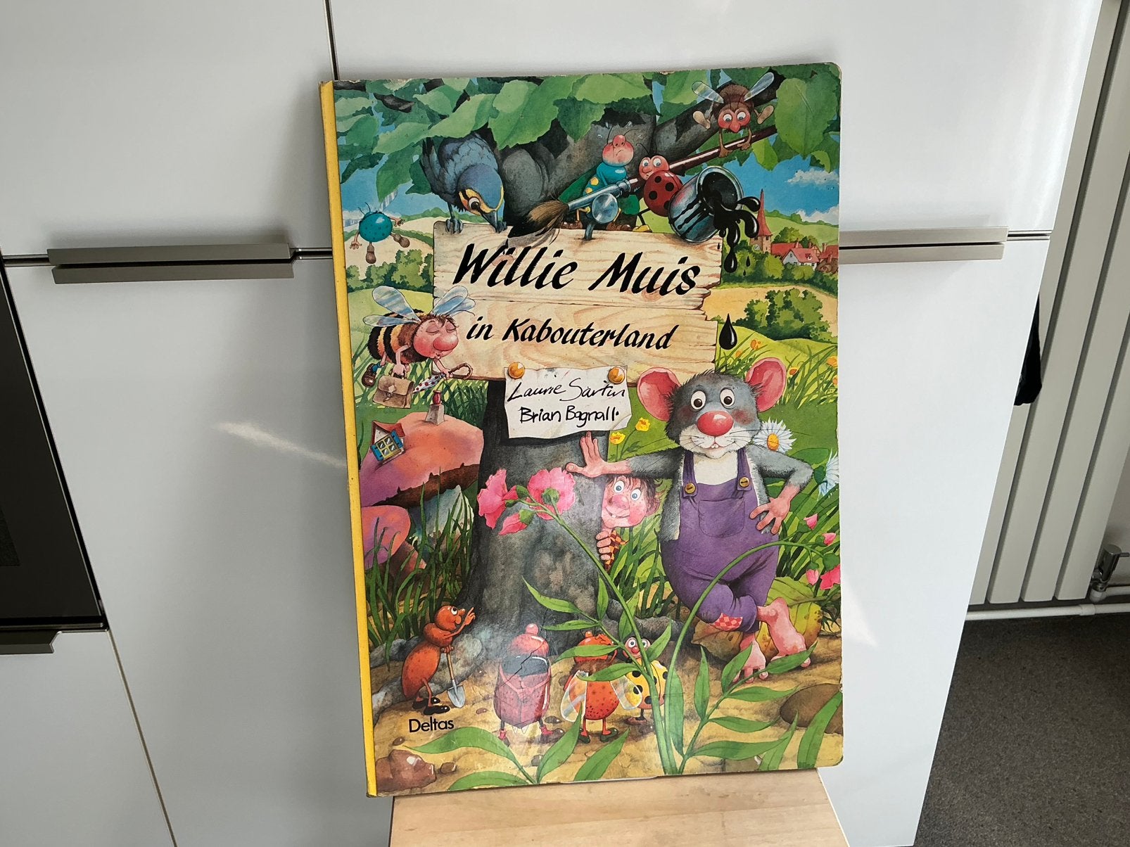 XXL Boek Prenten Willie Muis Kabouterland zoek nostalgie, Gelezen, Fictie algemeen, Jongen of Meisje, Ophalen of Verzenden