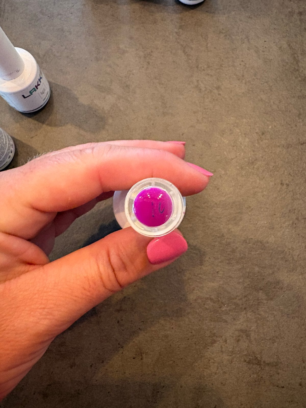 Lakkie Gellak potjes - diverse kleuren, HEMA Free, Ophalen of Verzenden, Zo goed als nieuw, Handen en Nagels, Make-up