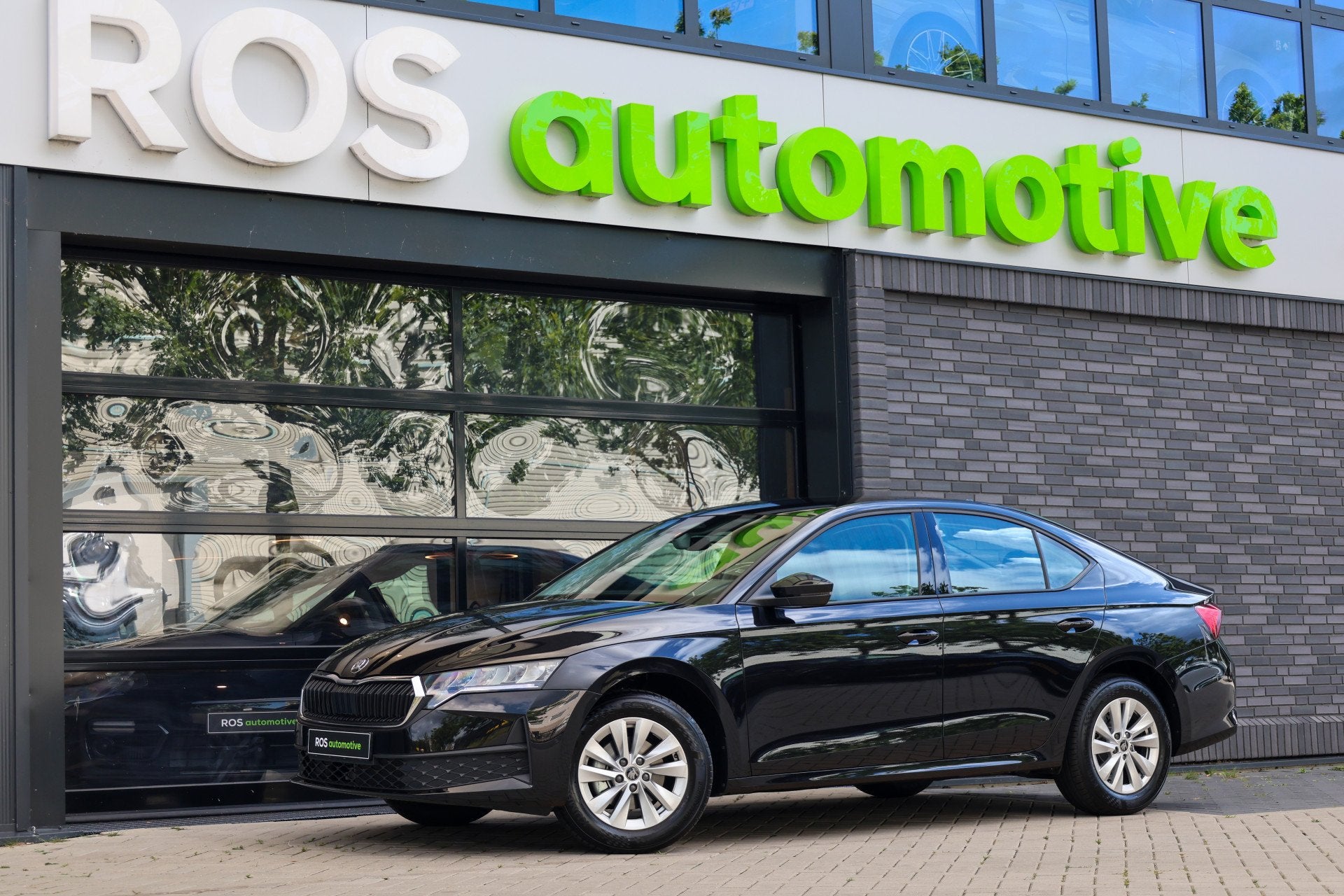 Skoda Octavia 1.5 TSI Business Edition | BTW | NIEUW | PDC A, Auto's, Voorwielaandrijving, Dealer onderhouden, Stof, 680 kg