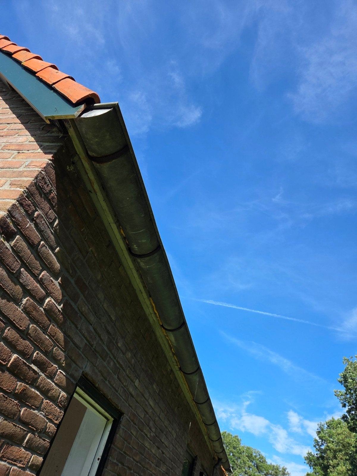 Zinken dakgoot ( +- 6 meter ), Ophalen, 6 meter of meer, Dakgoot, Info@vstkantoormeubilair.nl