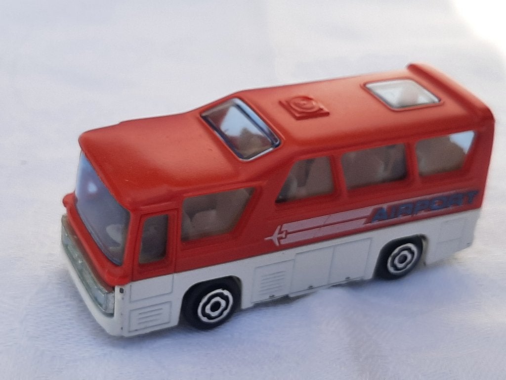 Minibus van Majorette 3 inch Airport bus 1/87, Ophalen of Verzenden, Gebruikt, Bus of Vrachtwagen