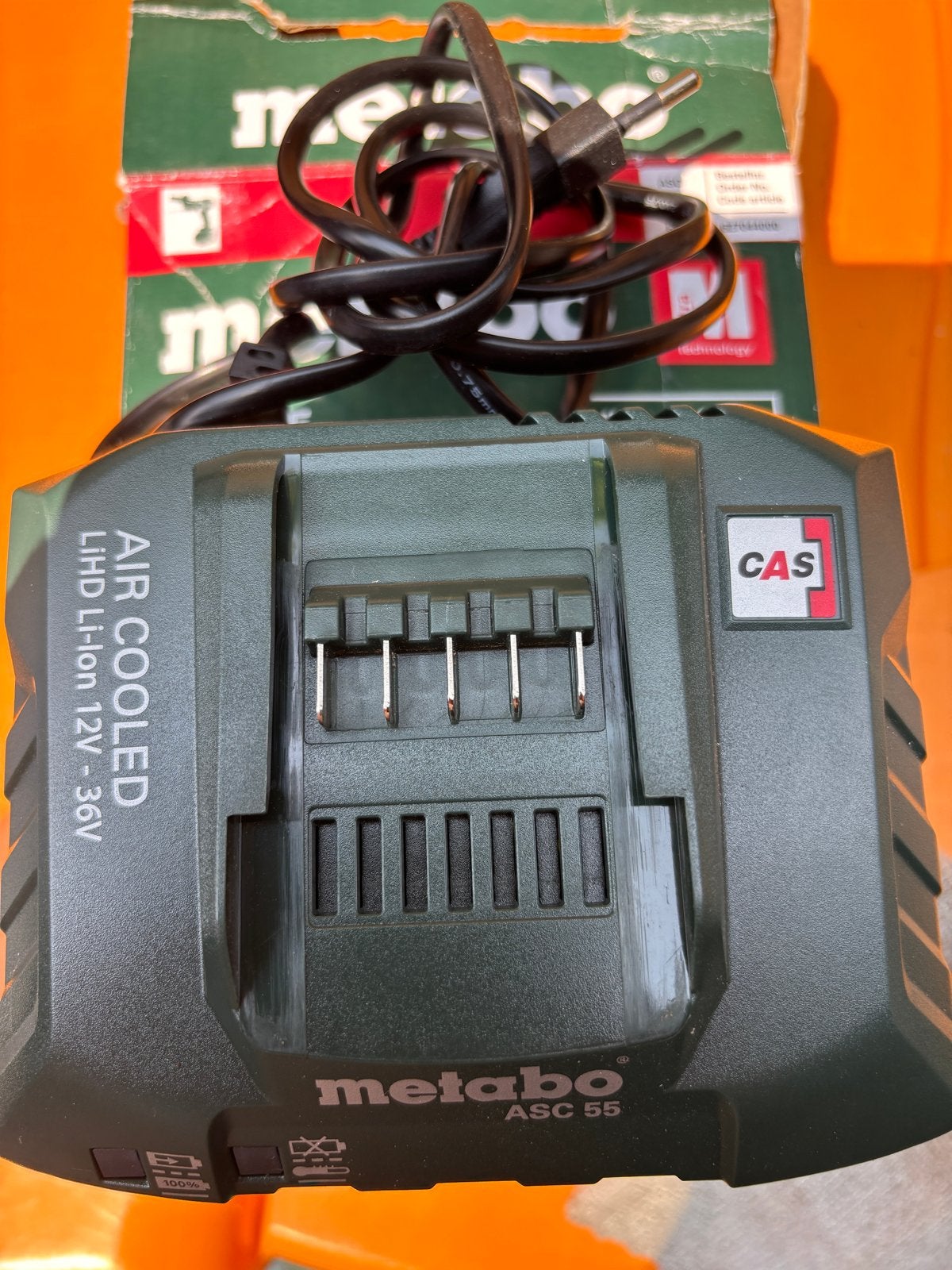 Metabo ASC 55 Universele Snellader - Zo goed als nieuw, Ophalen, Zo goed als nieuw, Overige typen