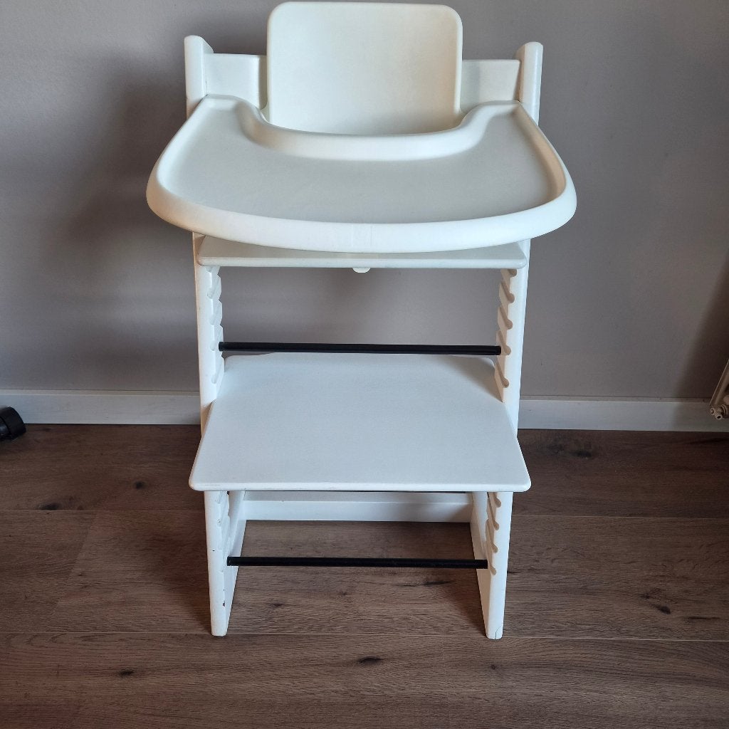 Stokke Tripp Trapp Wit + Babyset + Tafelblad – Complete Set, Kinderen en Baby's, Kinderstoelen, Ophalen, Gebruikt, Meegroeistoel