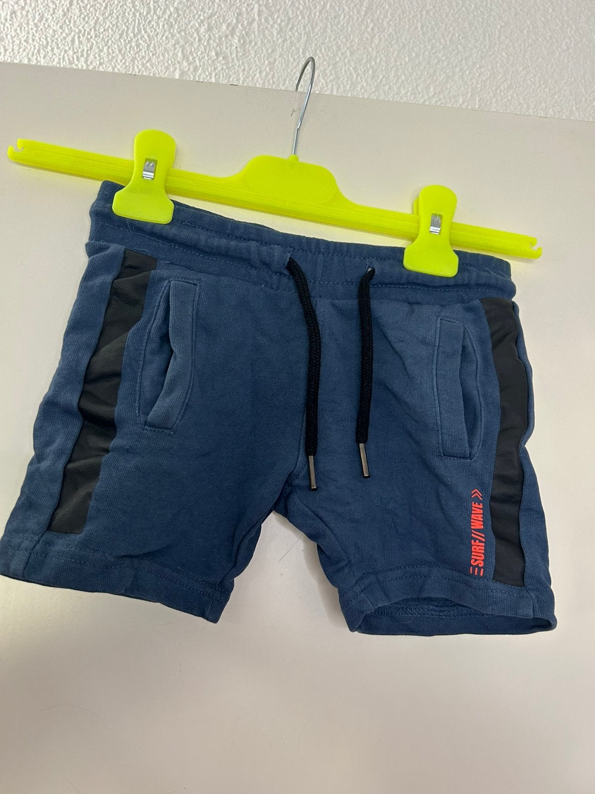 Donkerblauwe korte jongens joggingbroek | Hema | maat 86/92, Ophalen of Verzenden, Gebruikt, Jongetje, Broekje
