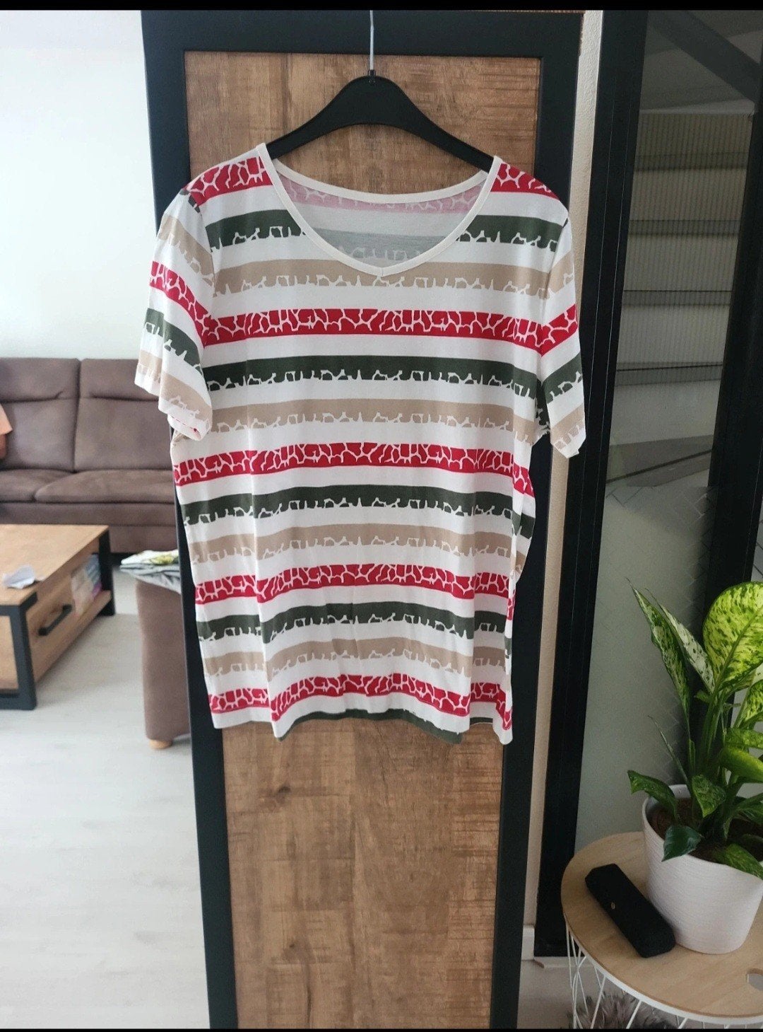shirt, Kleding | Dames, T-shirts, Ophalen of Verzenden, Zo goed als nieuw, Maat 42/44 (L), Korte mouw