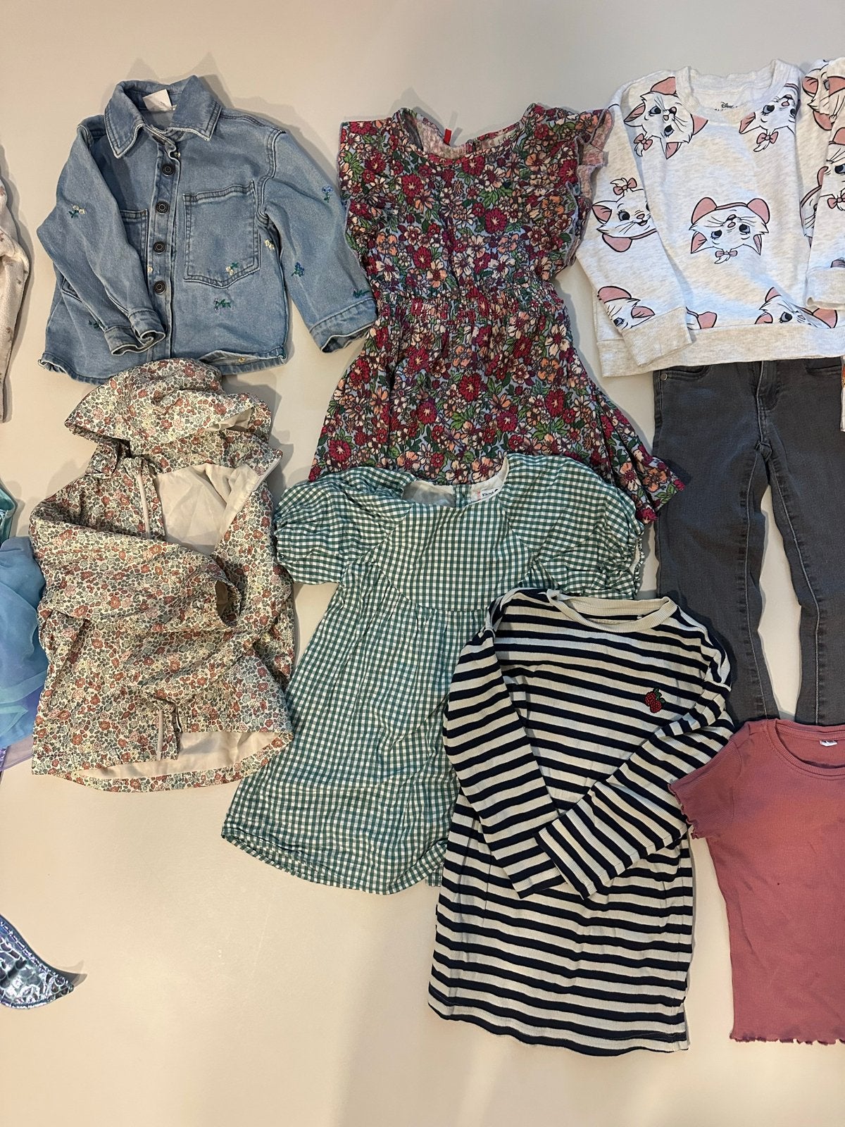 Kledingpakket meisje maat 104/110 o.a. ielm sofieschnoor, Kinderen en Baby's, Verzenden, Gebruikt, Meisje, Setje