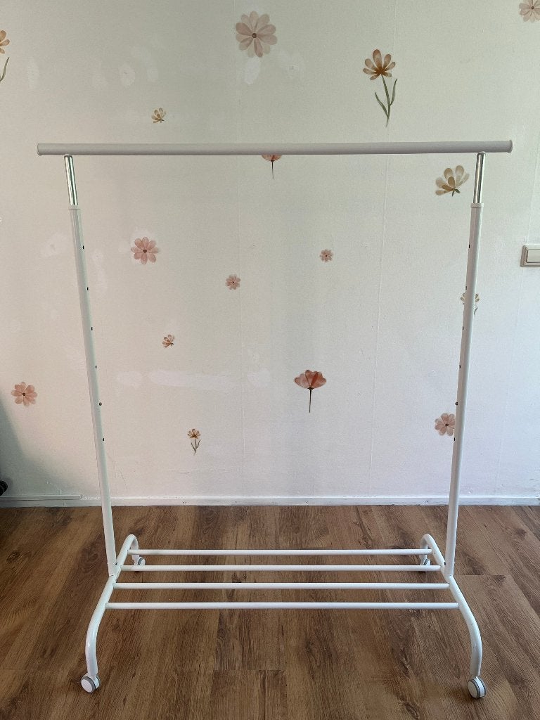 IKEA RIGGA Kledingrek Wit, Ophalen, Met wielen, Zo goed als nieuw
