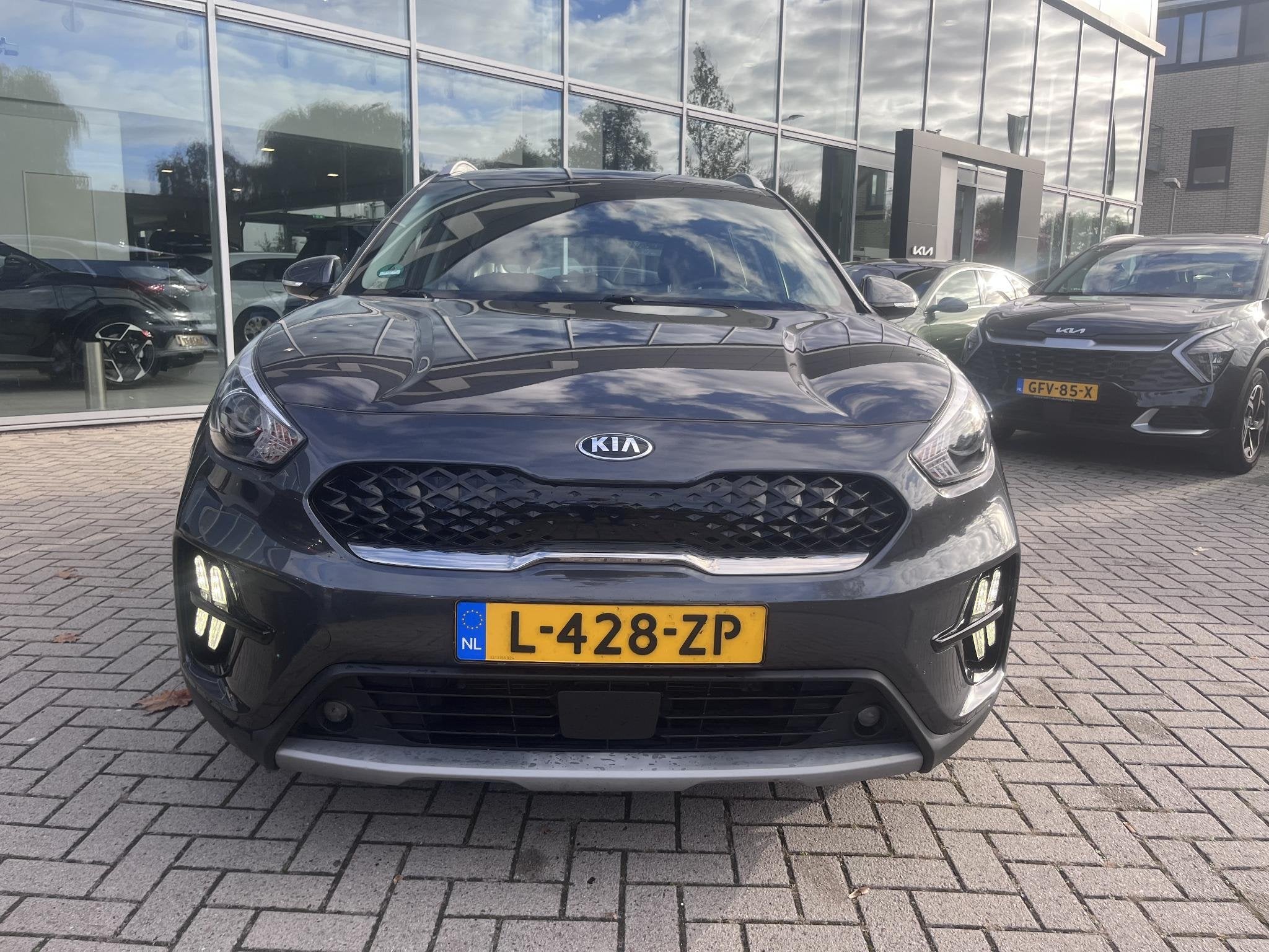 Kia Niro 1.6 GDi Hybrid DynamicLine | Schuifdak | Trekhaak |, Gebruikt, Euro 6, 2 kWh, Leder en Stof