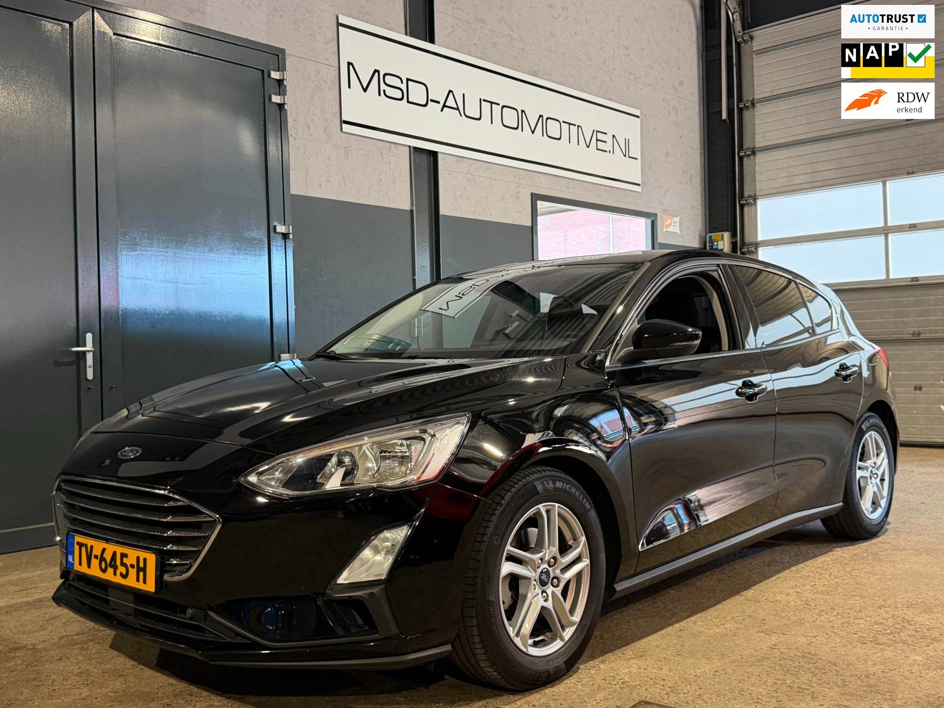 Ford Focus 1.0 EcoBoost Edition Business Nieuw Model 1e Eige, Auto's, Ford, 101 pk, Gebruikt, Euro 6, Zwart