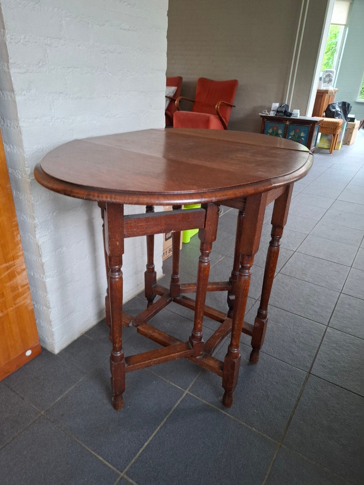 Antieke Engelse Hangoortafel, Ophalen