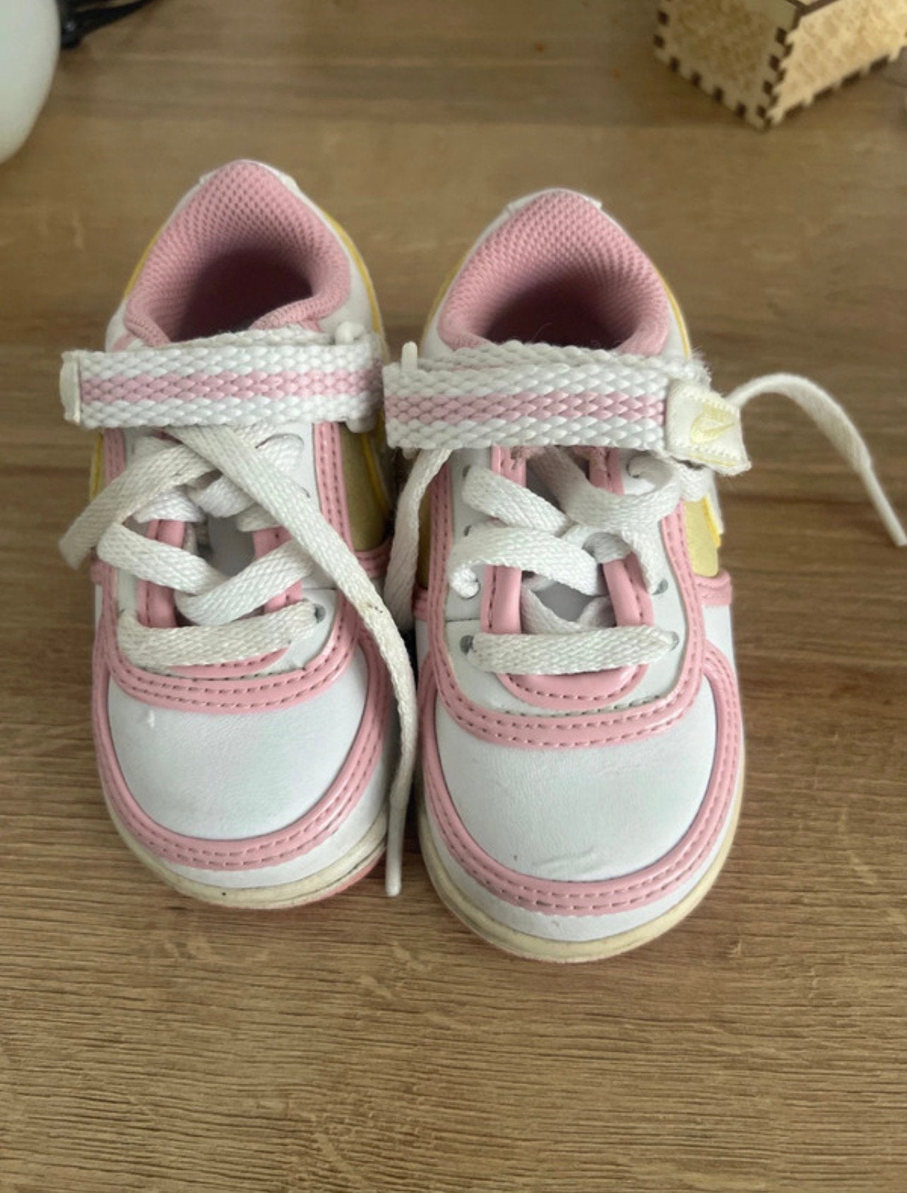 Nike Dunk Low baby schoentjes roze/wit maat 21, Verzenden, Gebruikt, Meisje, Schoentjes