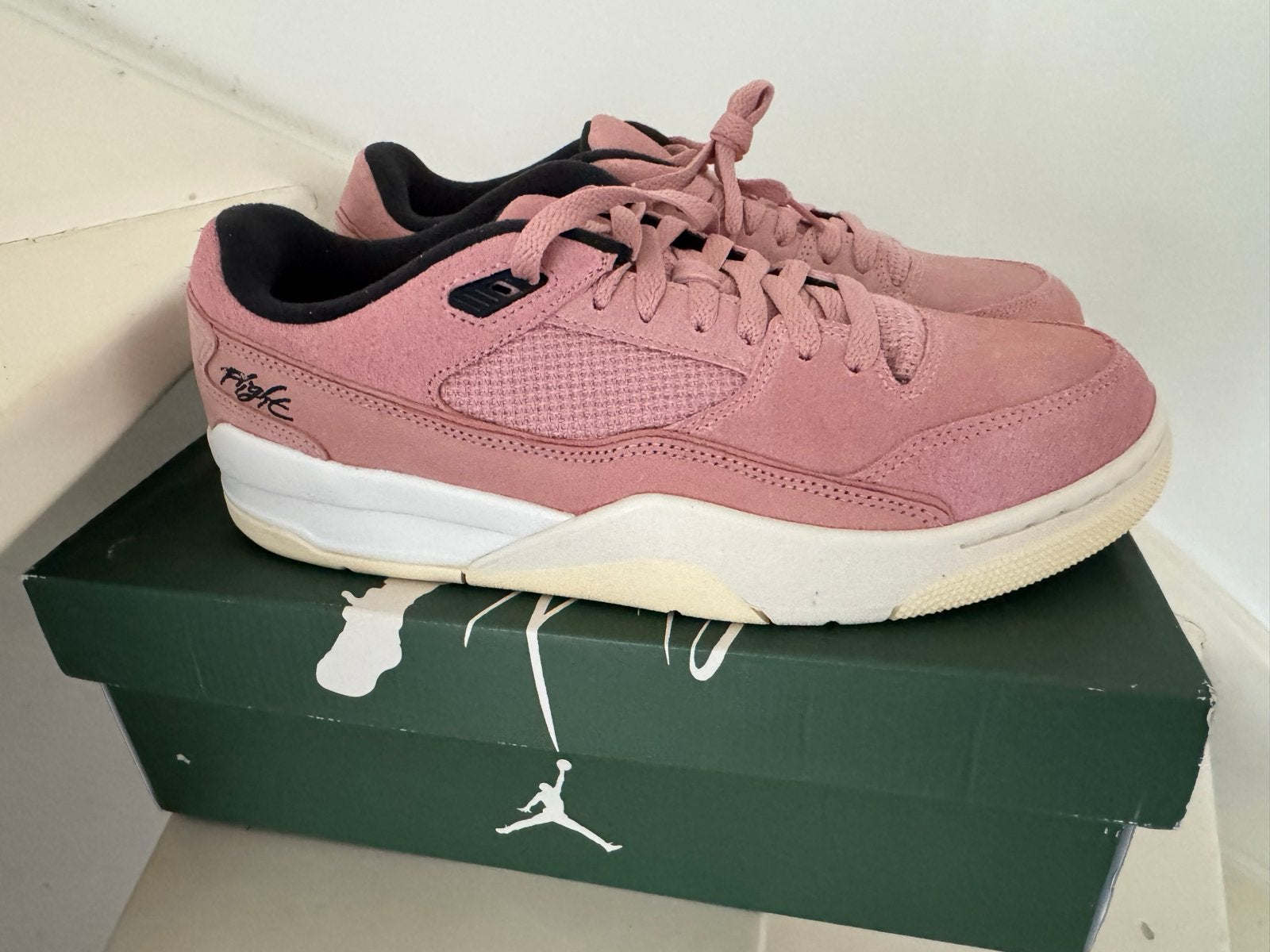 Nieuwe Roze Jordan Flight Sneakers - Maat 44.5, Ophalen of Verzenden, Nieuw, Sneakers of Gympen