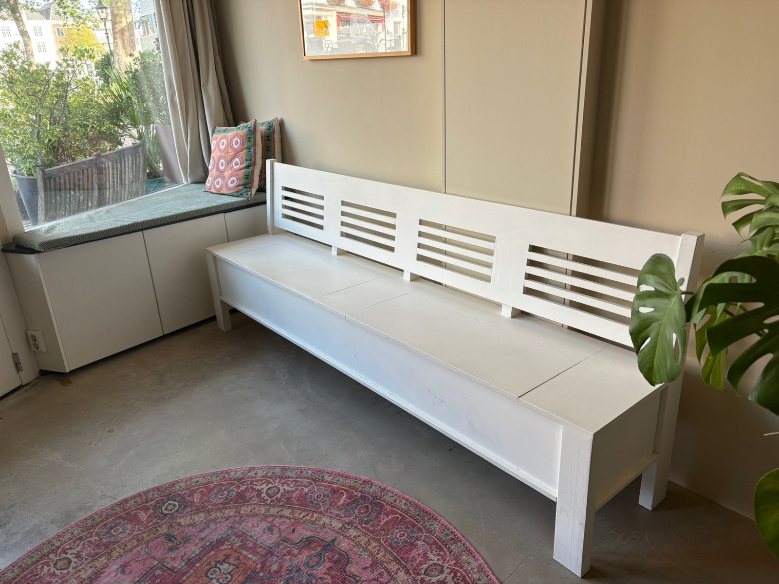 Witte Eettafel bank van ‘Oud is nieuw’, Huis en Inrichting, Tafels | Eettafels, Ophalen, 200 cm of meer, Zo goed als nieuw, Strak landelijk