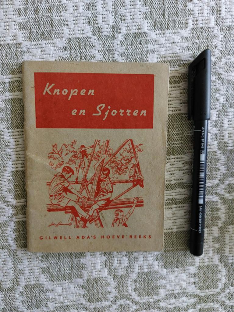 Knoppen en Sjorren - Gilwell Ada's Hoeve Reeks, Ophalen of Verzenden, Gelezen, Overige onderwerpen, Onbekend