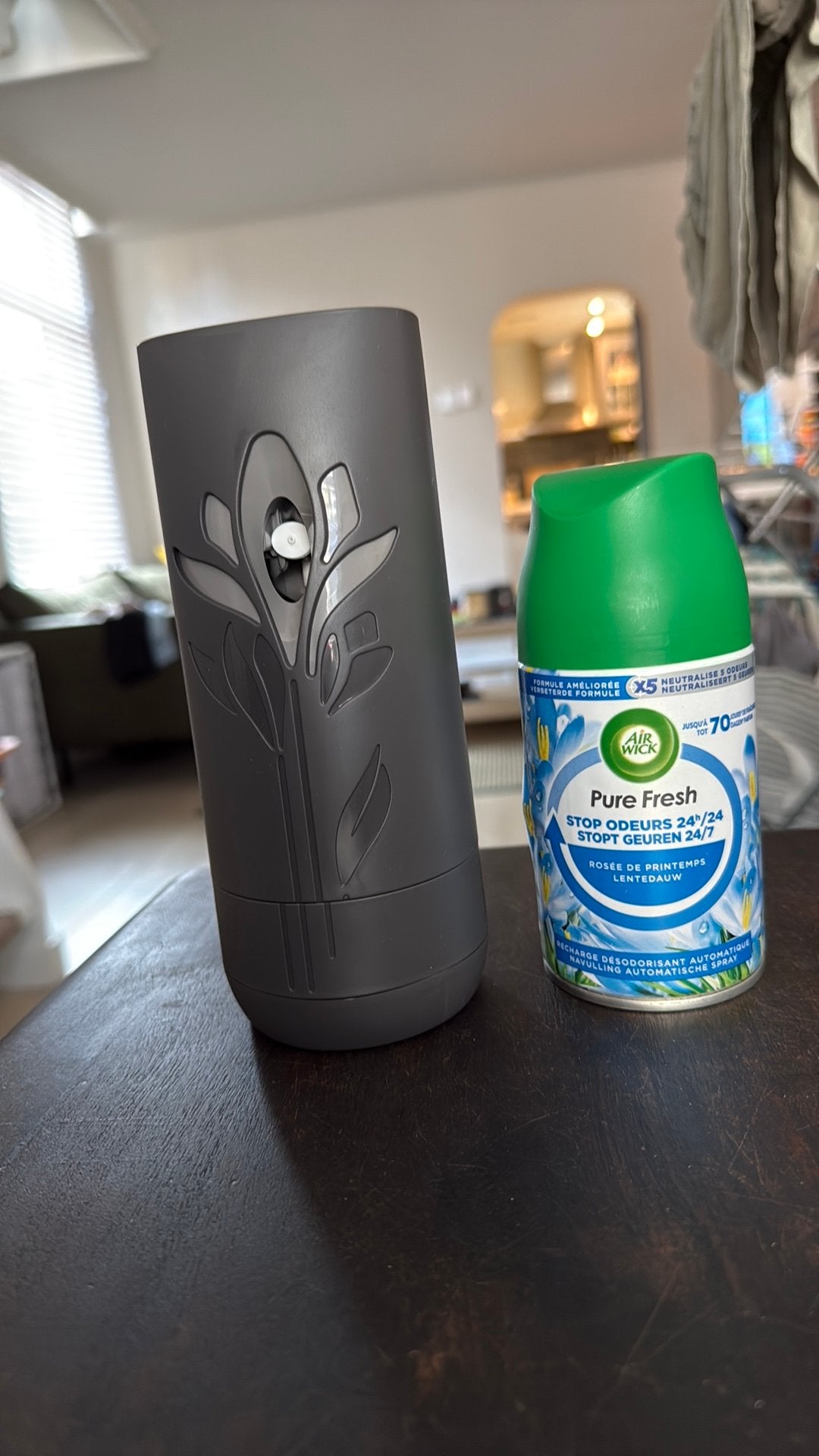 Airwick, Ophalen, Nieuw