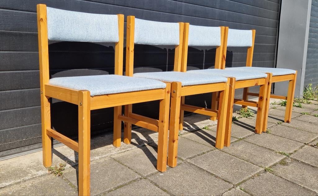 4 vintage stoelen made in Denmark, Ophalen, Huis en Inrichting