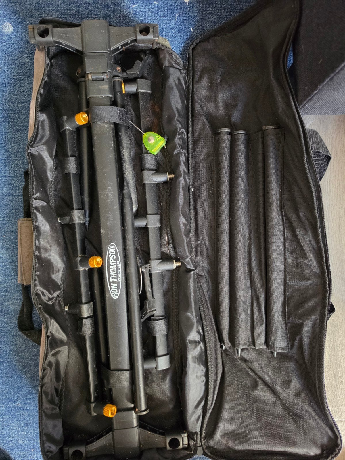 Ron Thompson Rod Pod met draagtas, Ophalen, Gebruikt, Overige typen