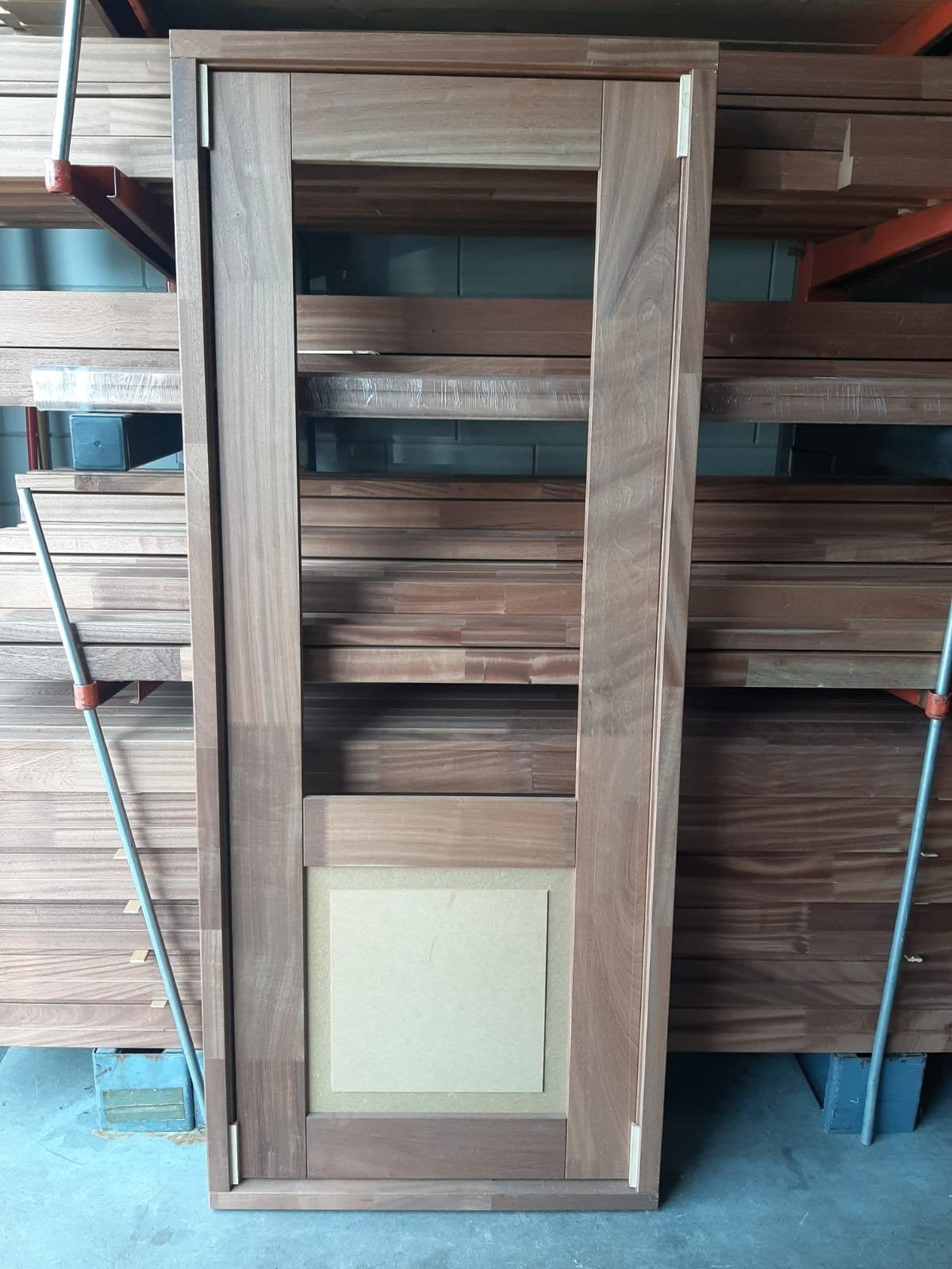 Kozijn met houten deur - Afmetingen: 89.5x214.5cm, Ophalen, 80 tot 100 cm, Nieuw, Buitendeur