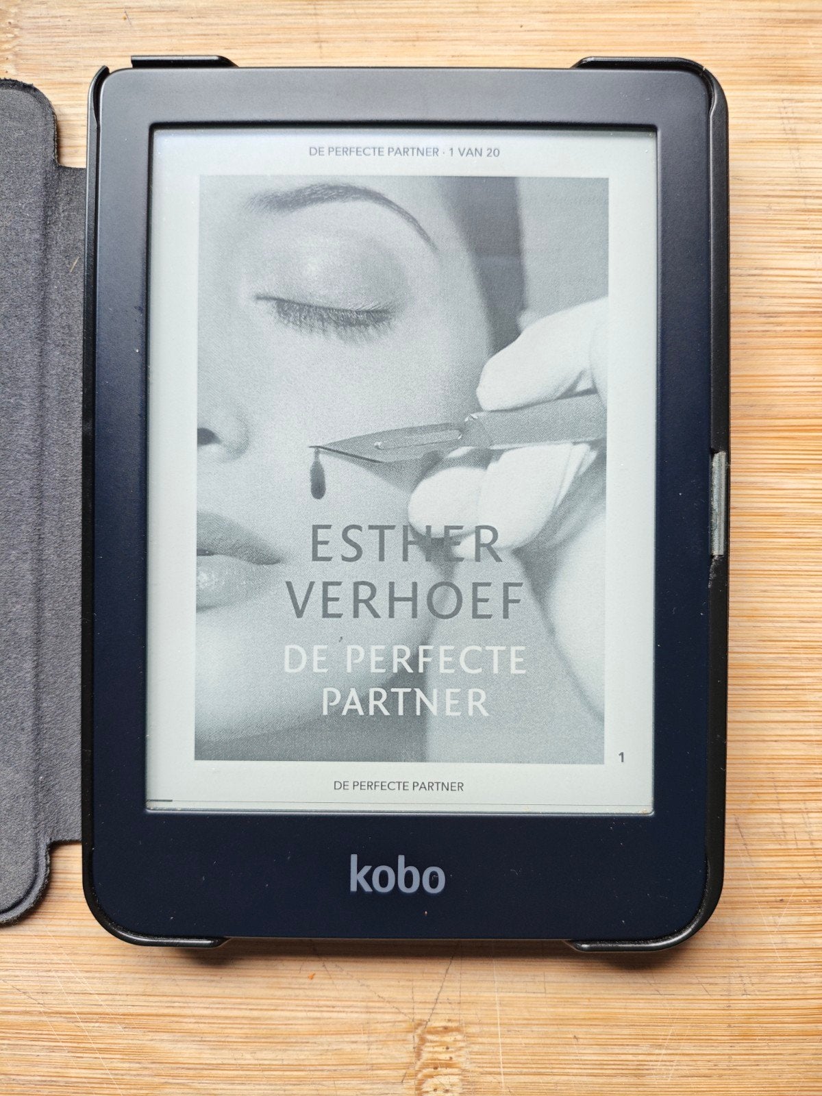 Kobo Clara HD e-reader met 4000+ boeken en sleepcover, Computers en Software, E-readers, Zo goed als nieuw, 6 inch of minder, 8 GB