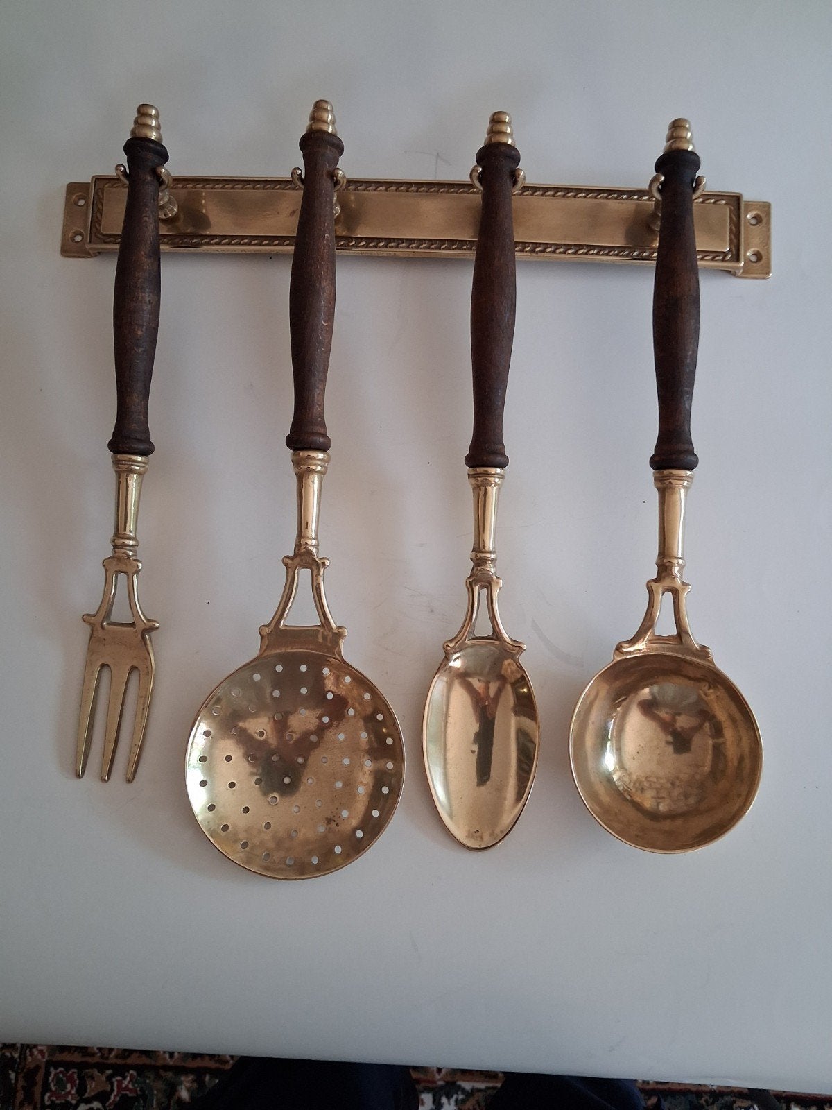 Koperen Kookrek met Keukengerei - Wandmontage, Ophalen