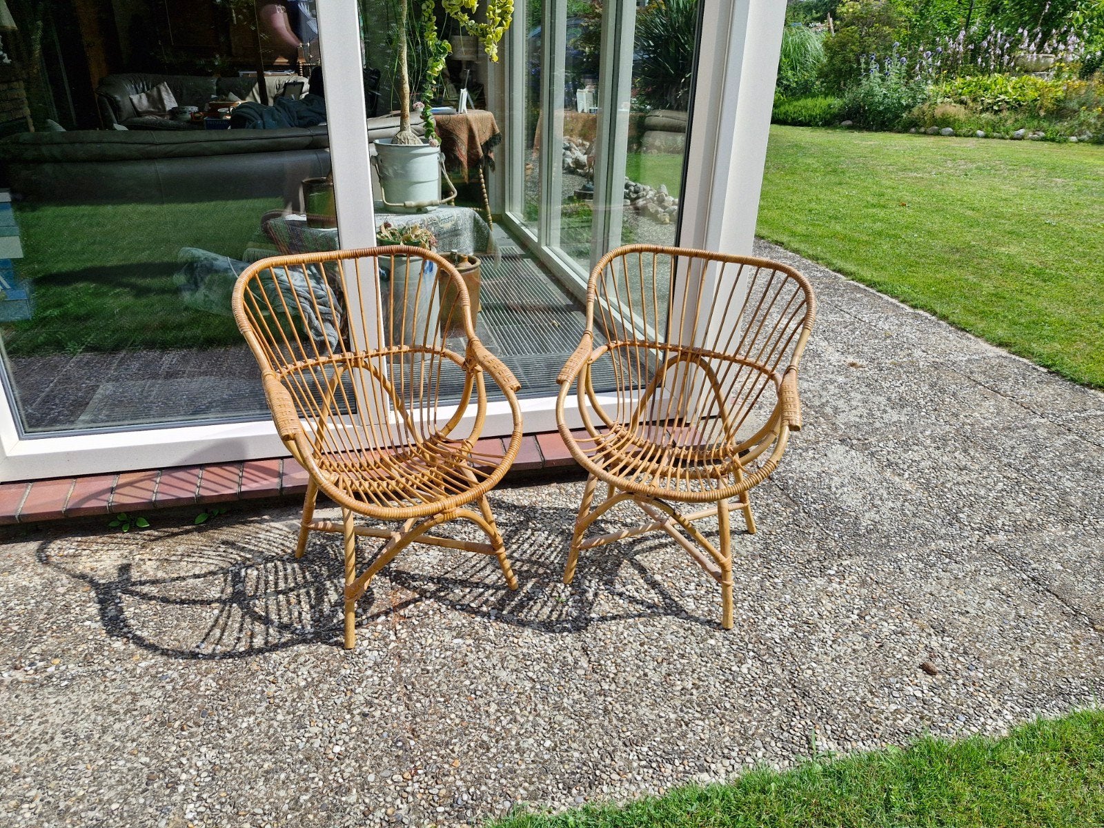2 vintage rotan stoeltjes, Ophalen, Gebruikt, 2 zitplaatsen