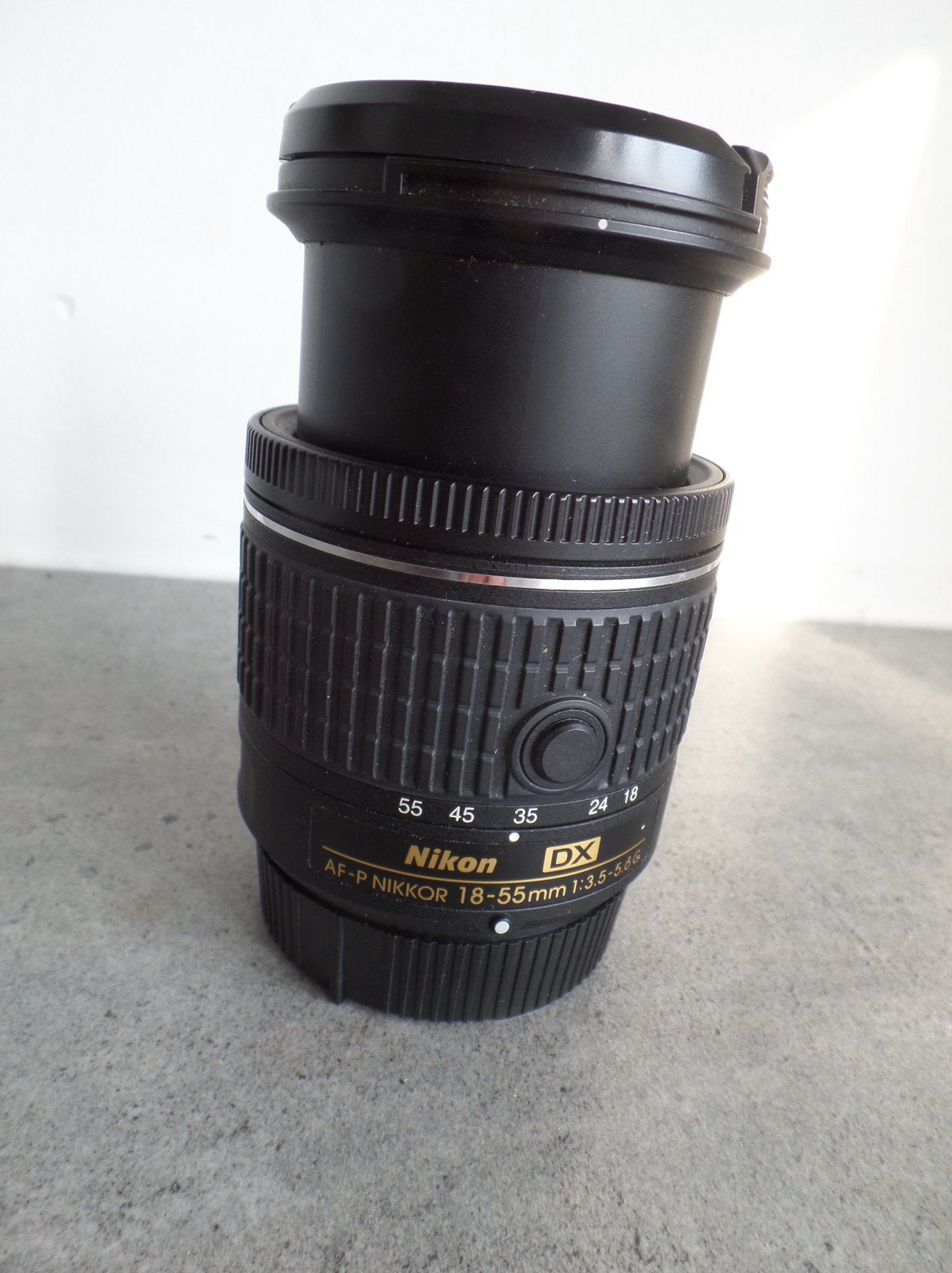 NIKON DX  AF-P NIKKOR 18-55 mm LENS, Audio, Tv en Foto, Zoom, Gebruikt, Nikon, Ophalen of Verzenden