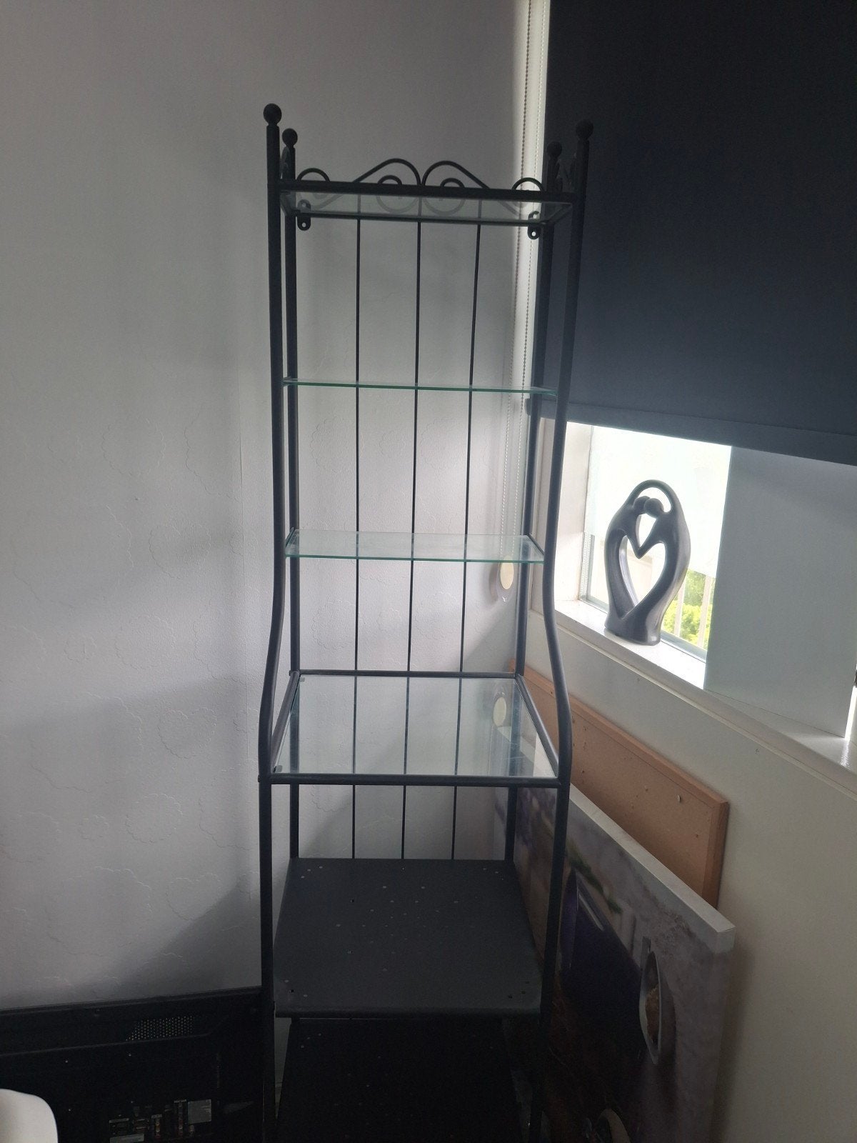 Decoratieve metalen rek met glazen planken, Ophalen, Gebruikt
