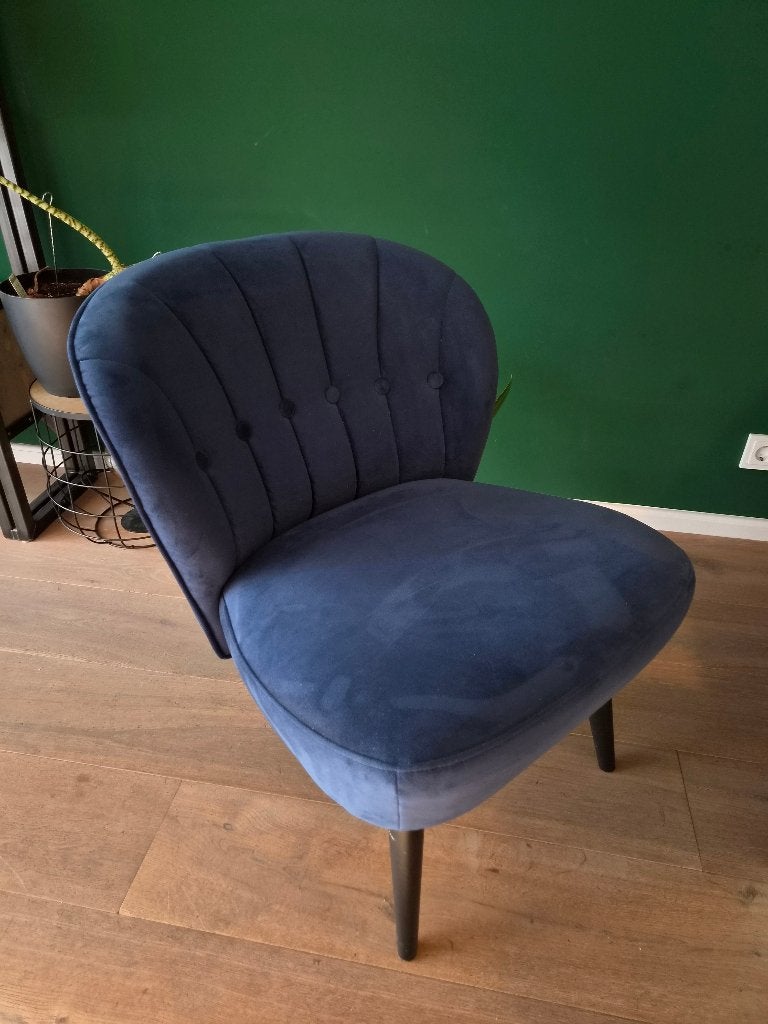 Blauwe velvet stoel van Eijerkamp, Huis en Inrichting, Fauteuils, Ophalen, Modern, Velvet, Elegant, Minder dan 75 cm, Zo goed als nieuw