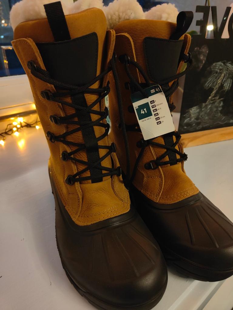 Gloednieuwe Quechua Sneeuwschoenen Maat 41, Bruin, Snowboots, Nieuw, Ophalen of Verzenden