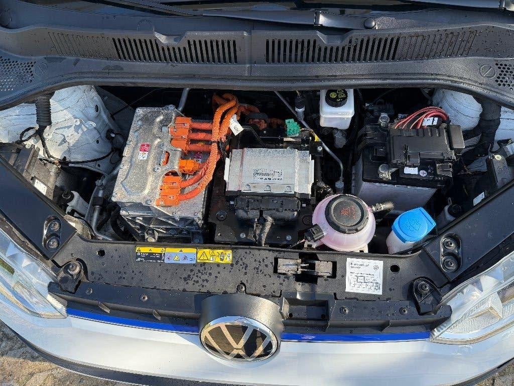 Foto 24 van Volkswagen e-up! Style 2021 Wit, 32 kWh accu