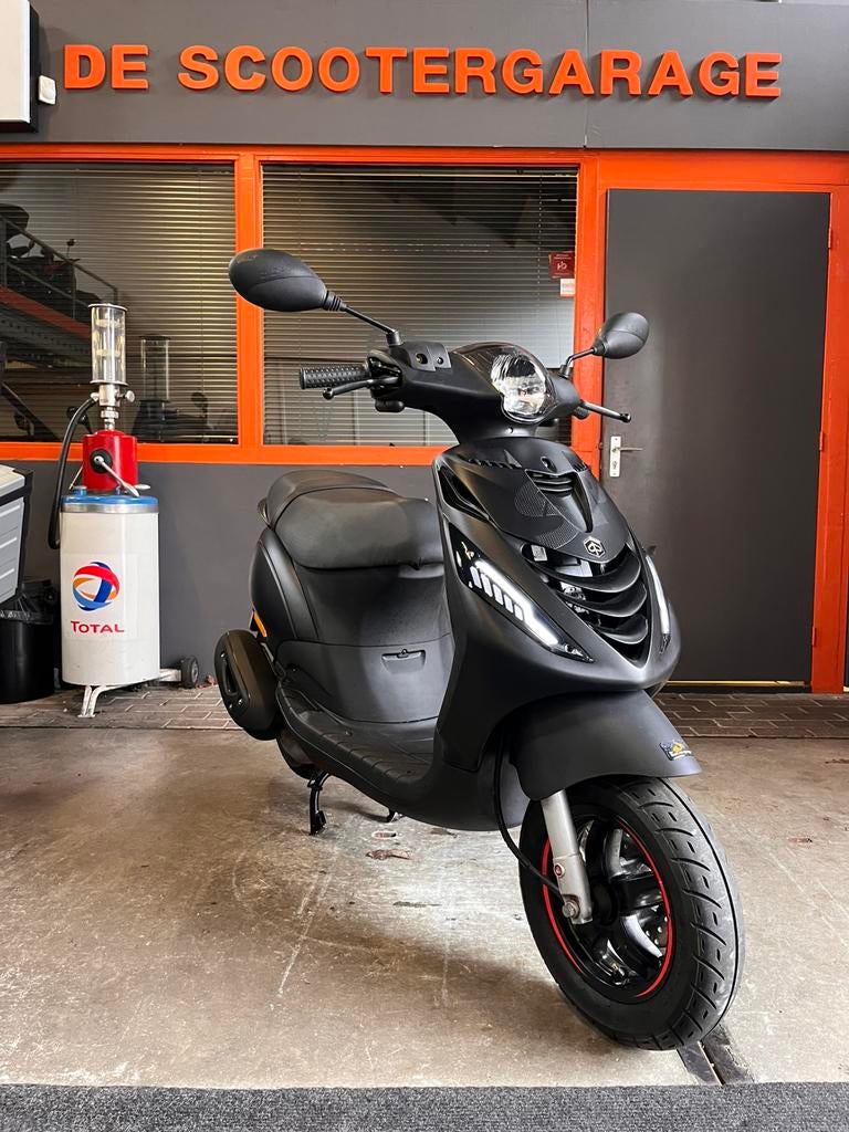 Piaggio Zip brom 45km 2024, Piaggio, Piaggio, Maximaal 45 km/u, Zip