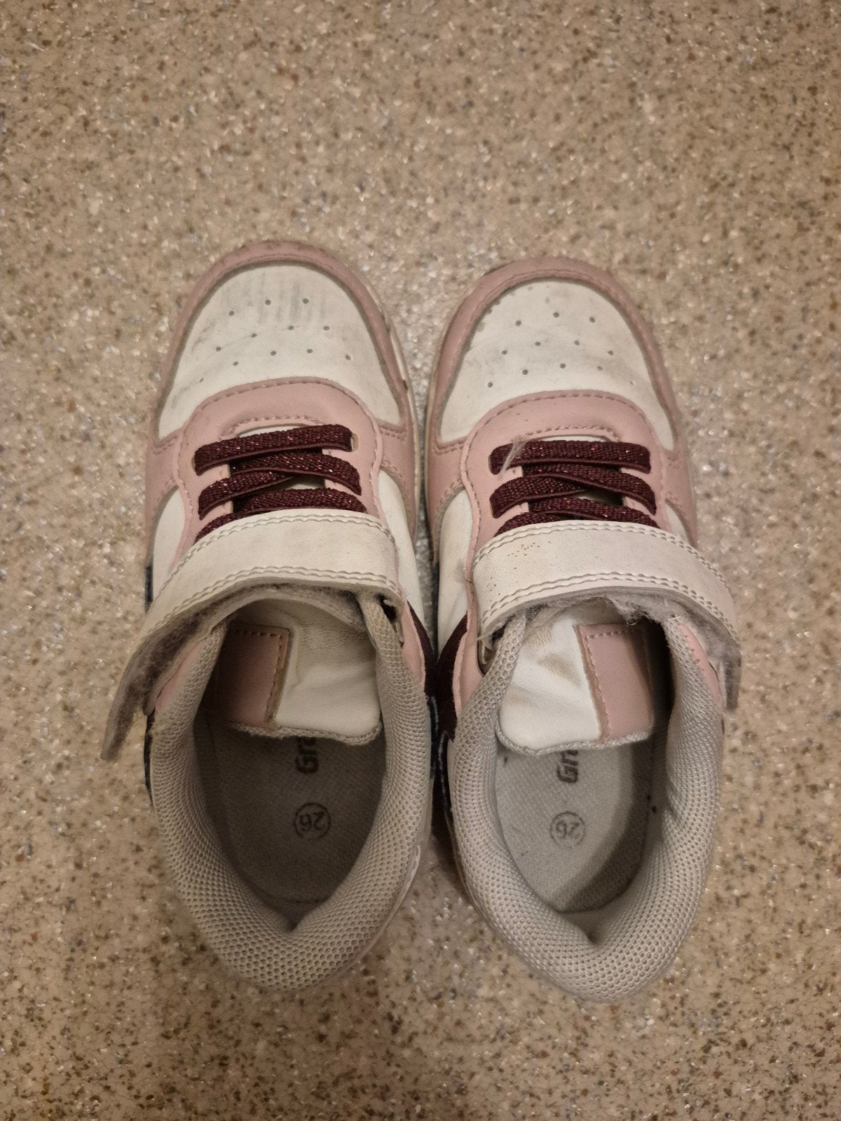 Primark Sportschoenen Maat 27 - Roze/Wit, Kinderen en Baby's, Kinderkleding | Schoenen en Sokken, Gebruikt, Meisje, Sportschoenen