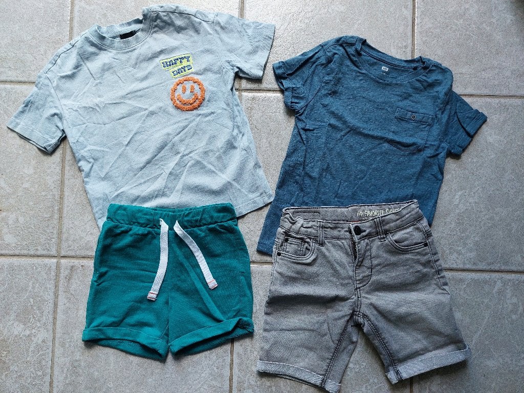 Zomerse jongens setjes kleding, mt 110, Ophalen of Verzenden, Zo goed als nieuw, Jongen