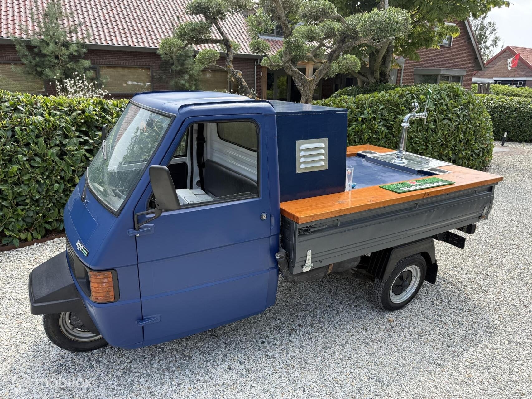 🍺 Piaggio Ape TM Bierbar – Dé blikvanger voor ieder fe, Auto's, Piaggio, Gebruikt, Origineel Nederlands, Bedrijf