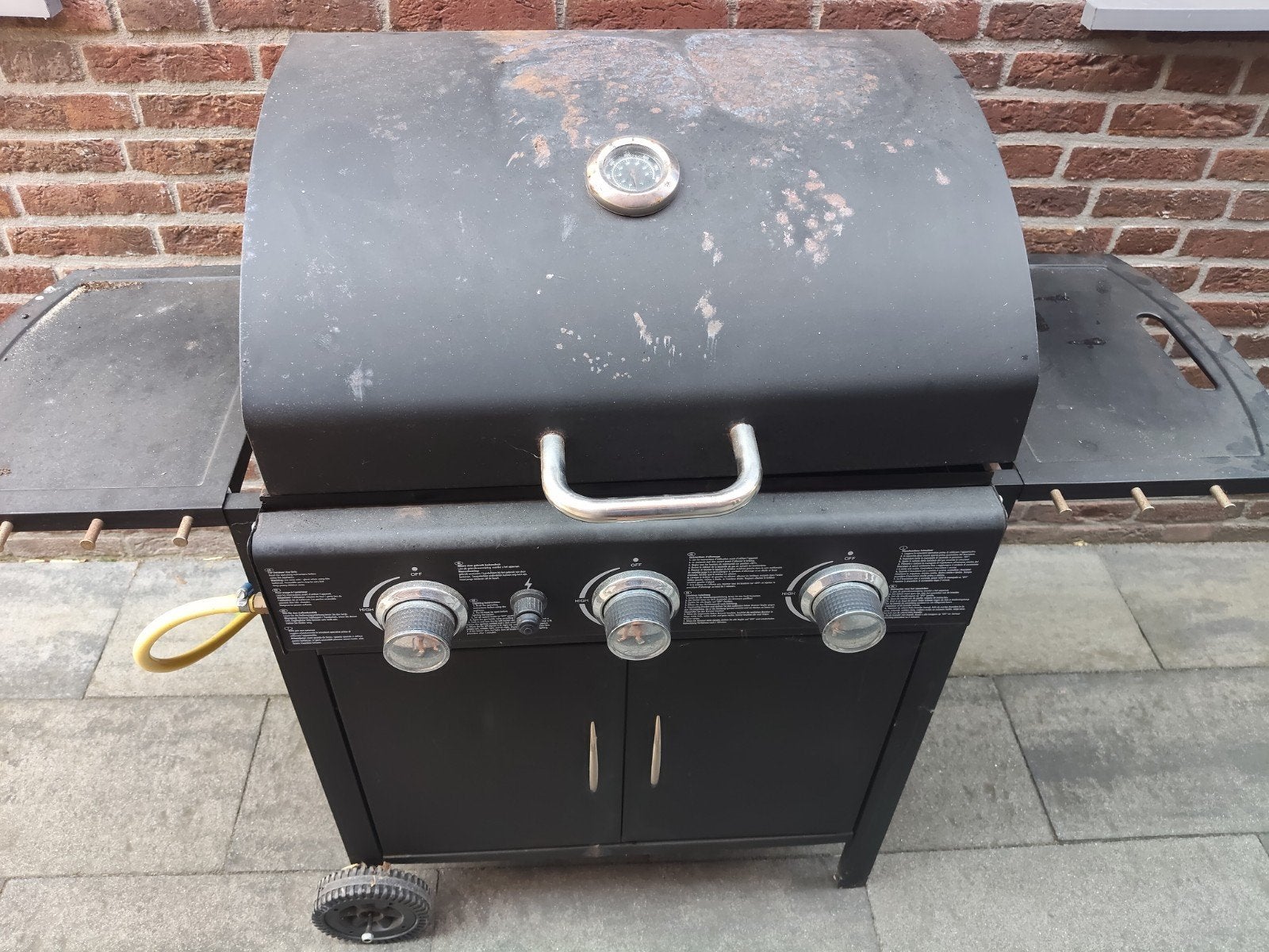 Gebruikte gasbarbecue met 3 branders, Ophalen, Gebruikt, Onbekend
