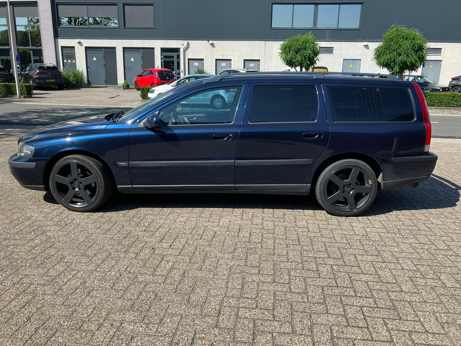 Volvo V70 2.4 T 200PK AUT 2000 Blauw, Zwart, Blauw, Stationwagon, 2435 cc