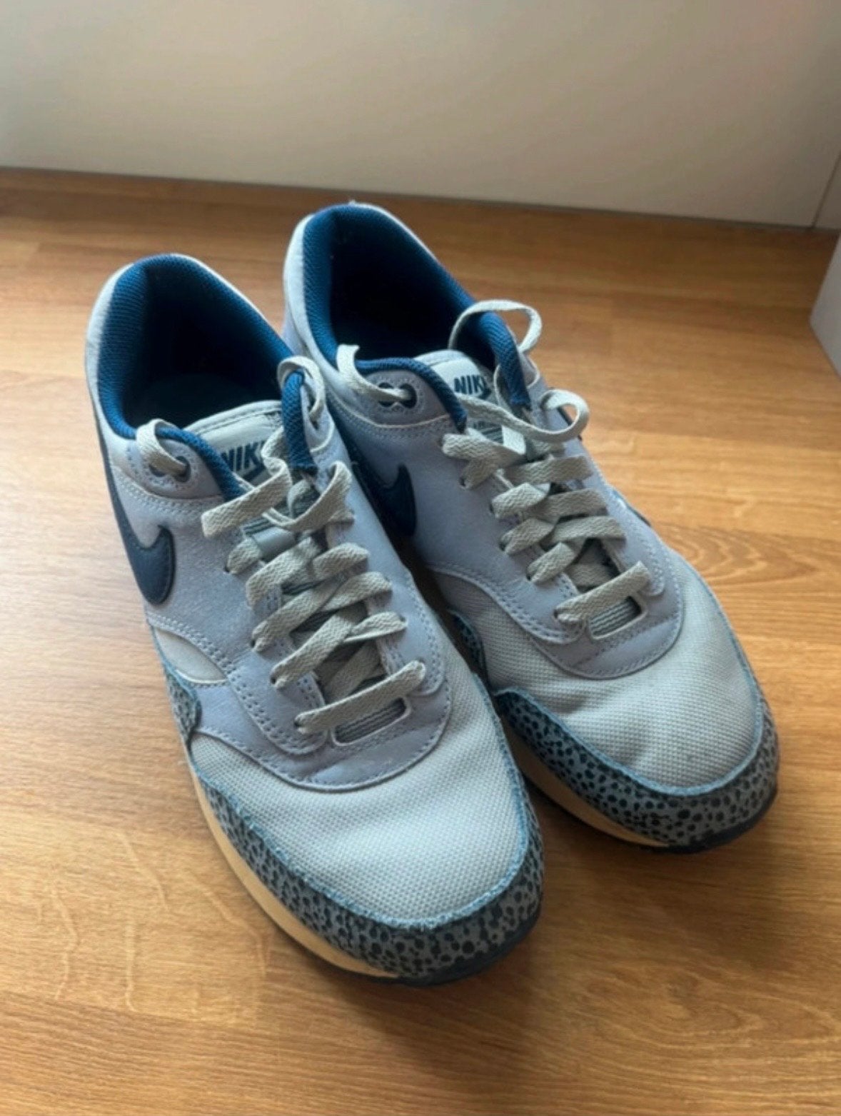 Nike Air Max 1 Big Bubble Lost Sketch Blue Safari Maat 44.5, Verzenden, Gedragen, Overige kleuren, Sneakers of Gympen