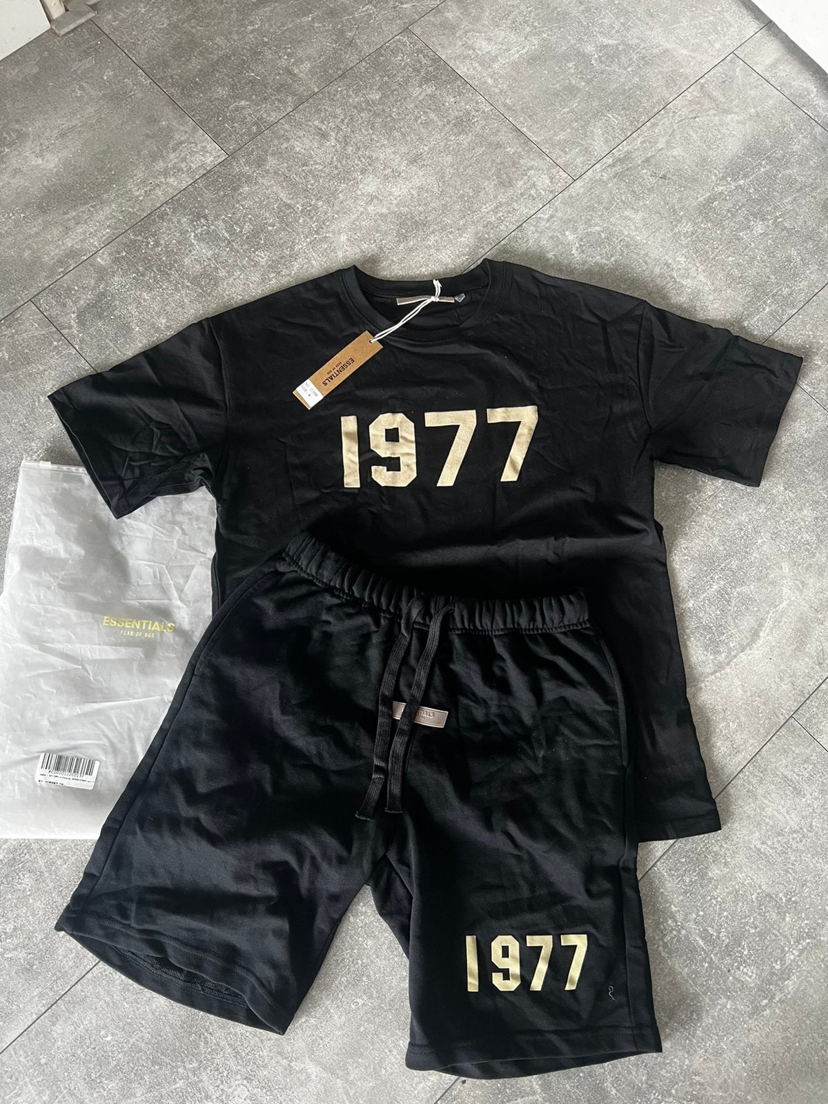 Essentials Fear Of God 1977 Set, Ophalen of Verzenden, Nieuw