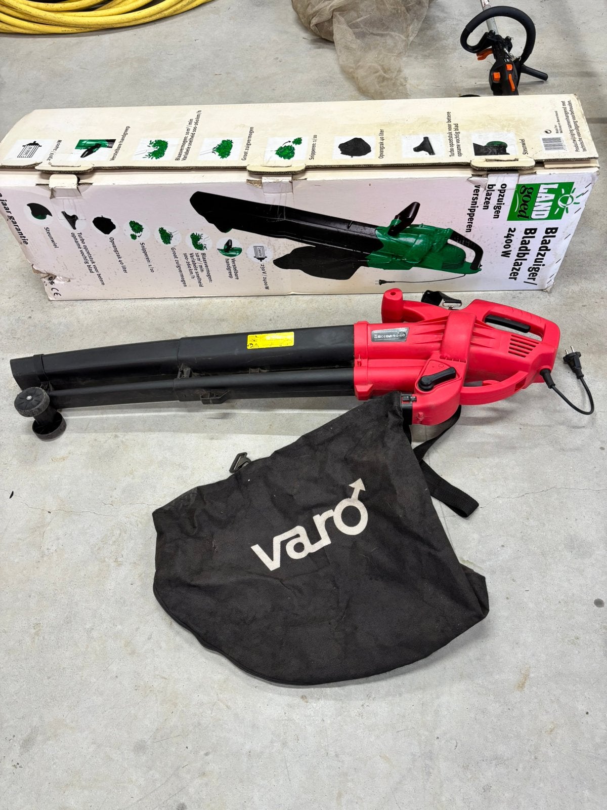 Mooie Varo bladblazer, Ophalen of Verzenden, Zo goed als nieuw, Elektrisch, Handgedragen