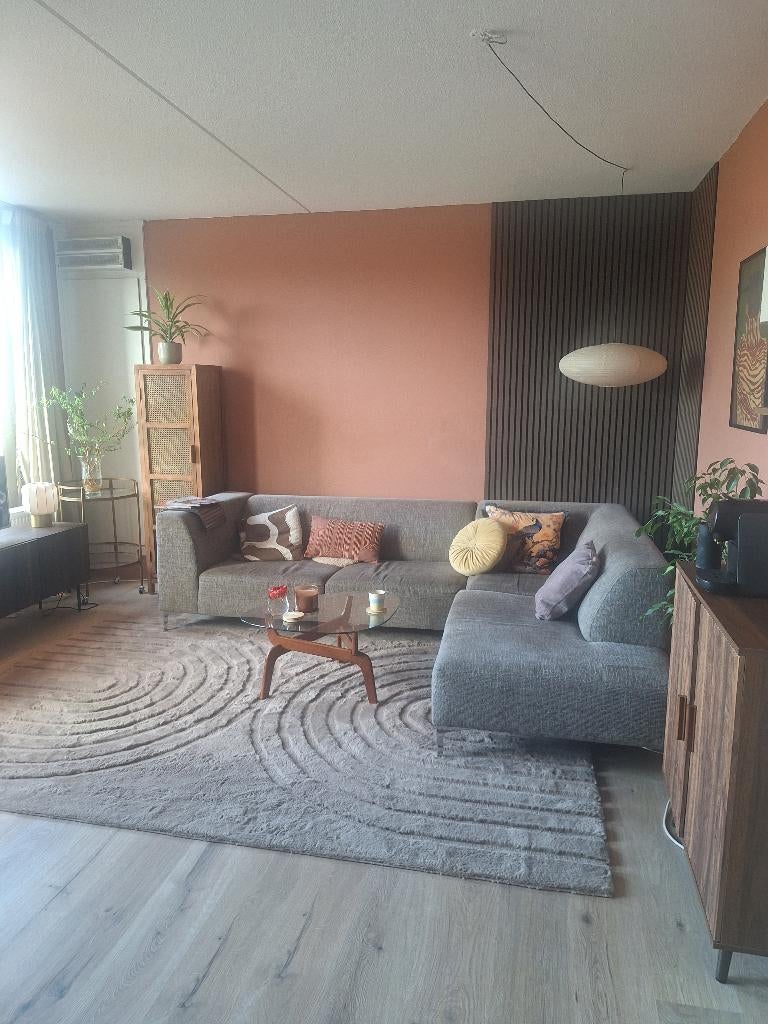 Grijze moderne bank, Huis en Inrichting, Ophalen, Gebruikt, 75 tot 100 cm, Vierpersoons of meer