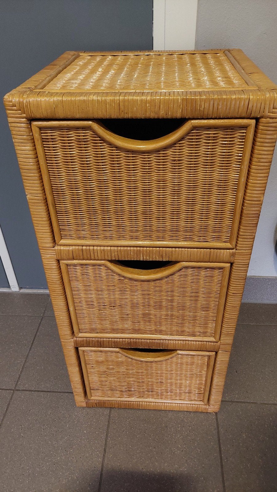 ladekastje snel ophalen. Zelf naar beneden brengen!, Huis en Inrichting, Ophalen, Minder dan 50 cm, Gebruikt, 3 of 4 laden
