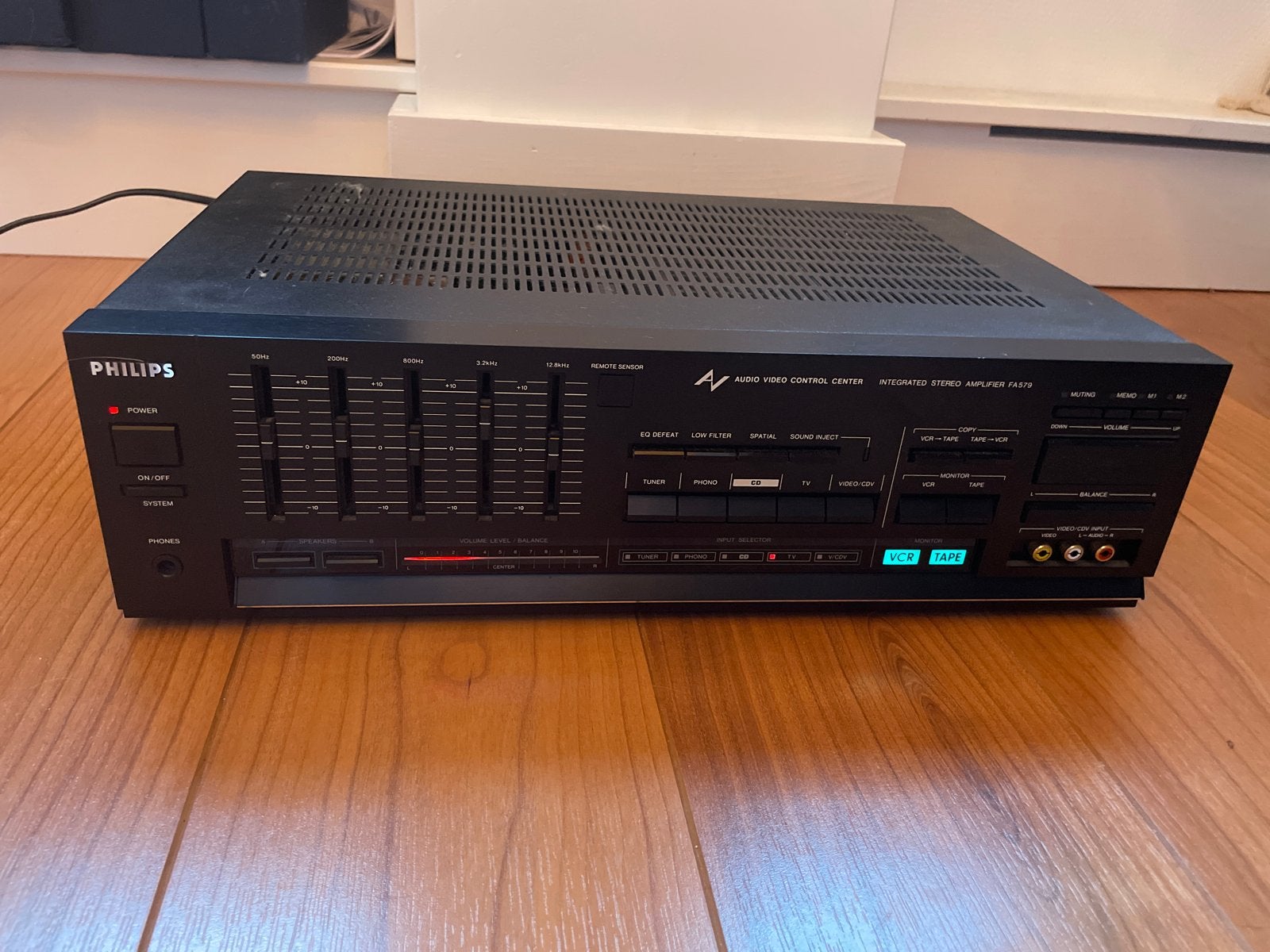 Philips FA579 Geïntegreerde Stereo Versterker, Audio, Tv en Foto, Versterkers en Receivers, Ophalen, Gebruikt, Stereo, 60 tot 120 watt